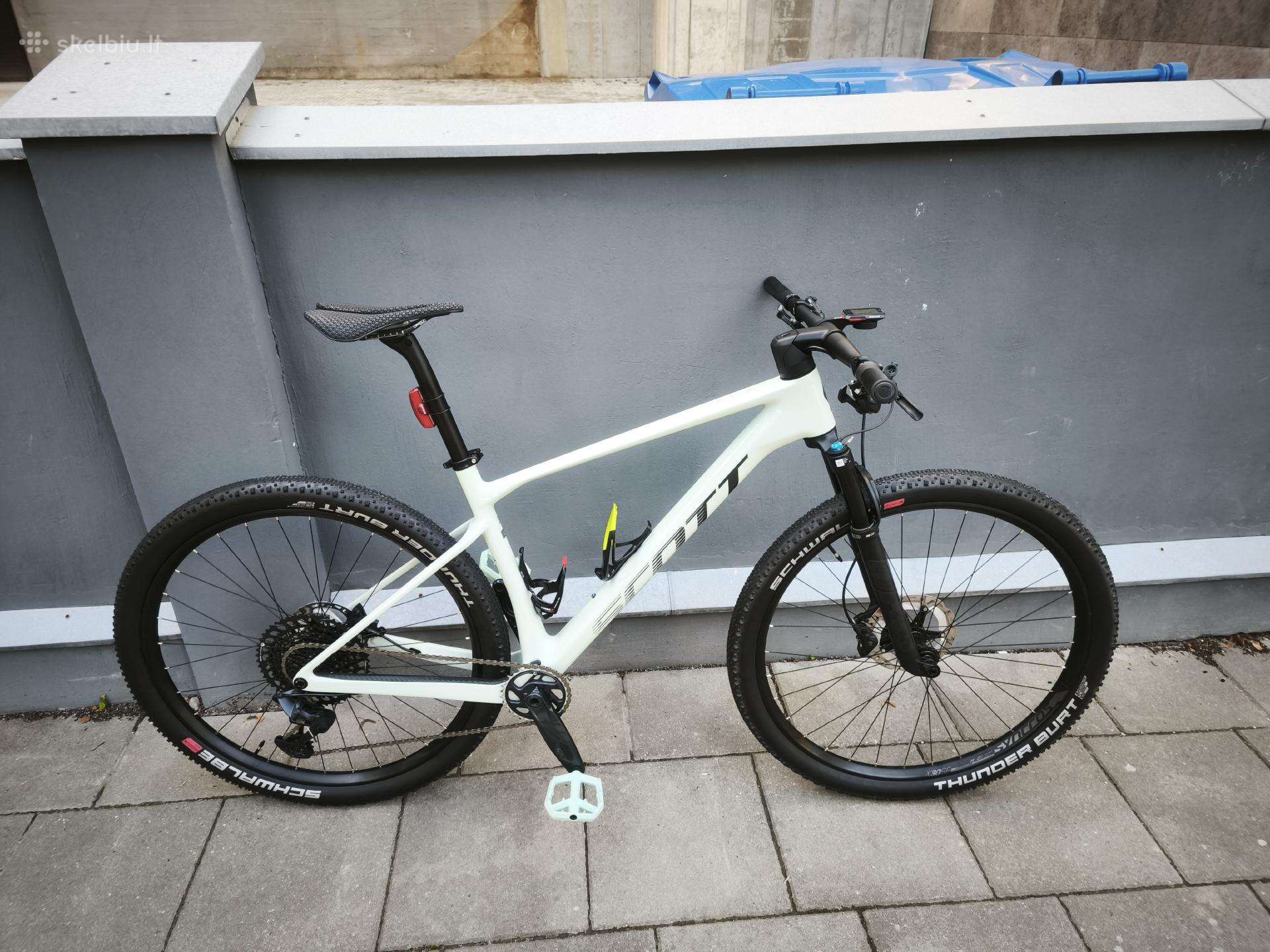 Scott scale 920 L dydis carbon