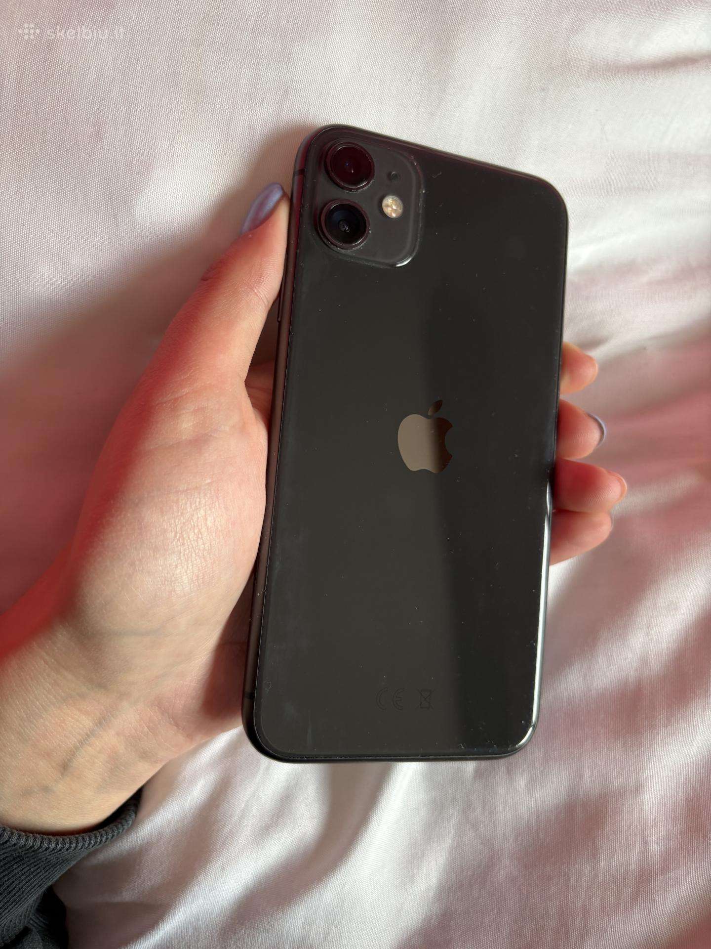 iPhone 11