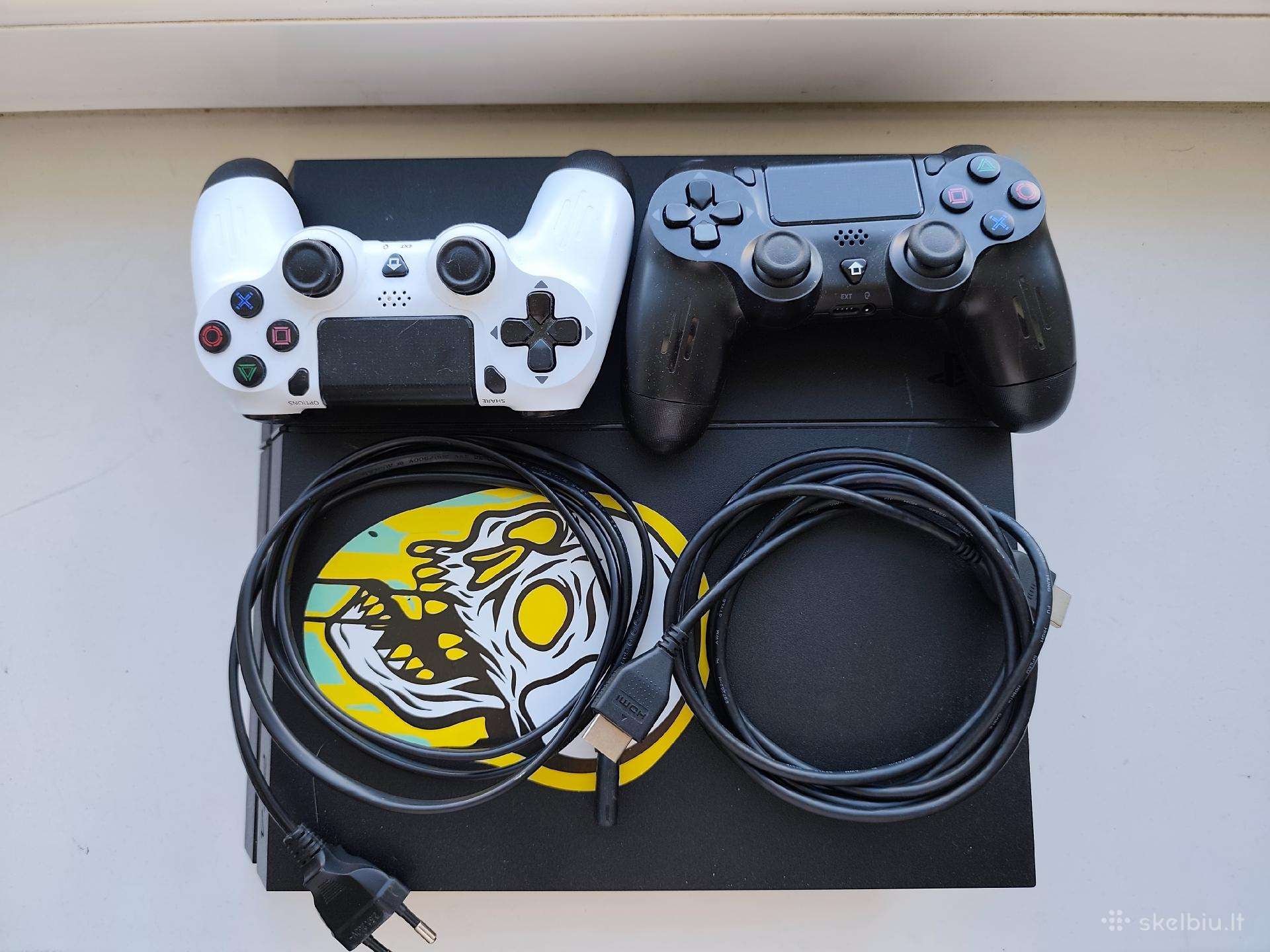 Sony Ps4 1tb + 2 pulteliai