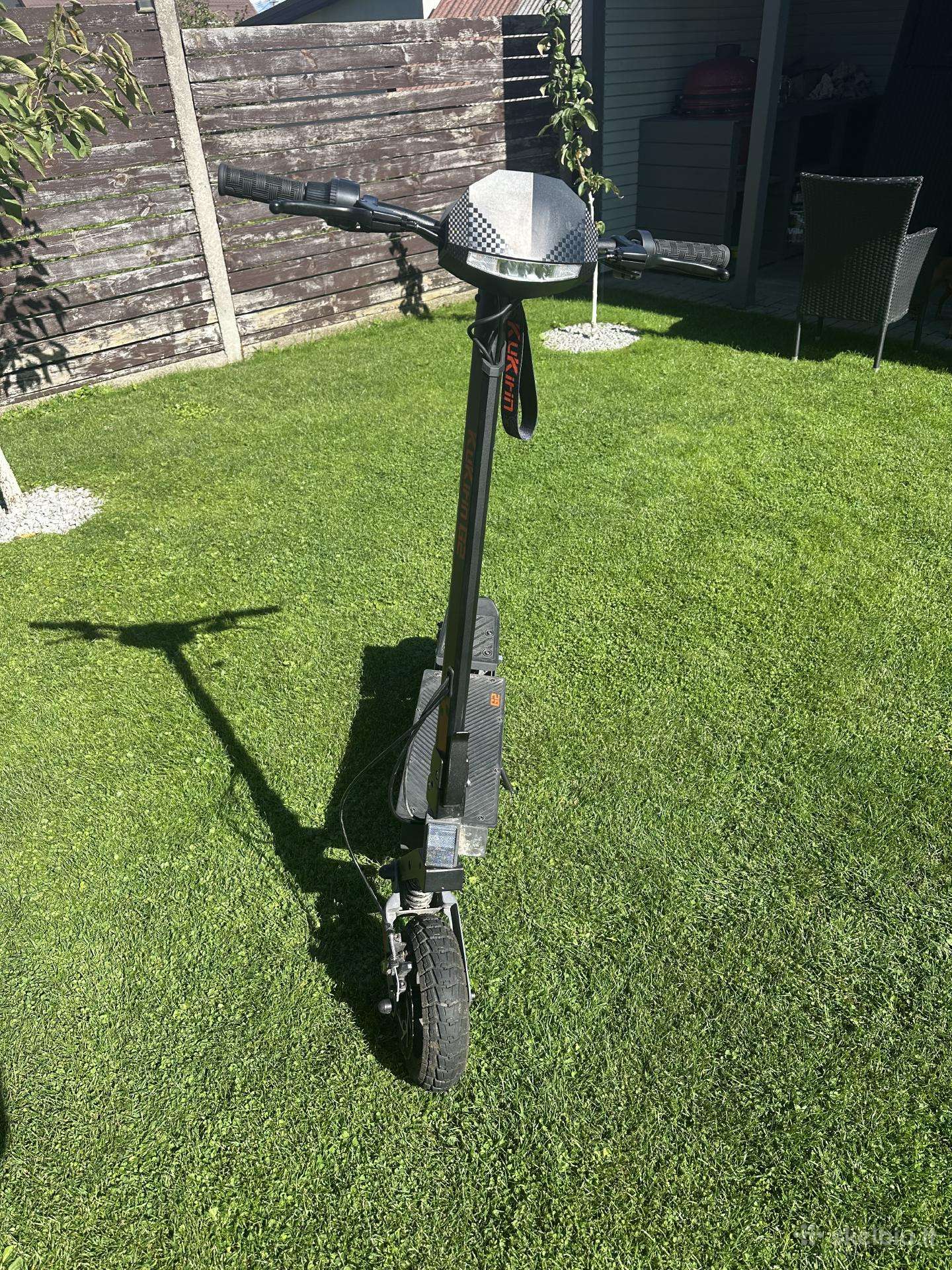 Electric scooter Kugoo