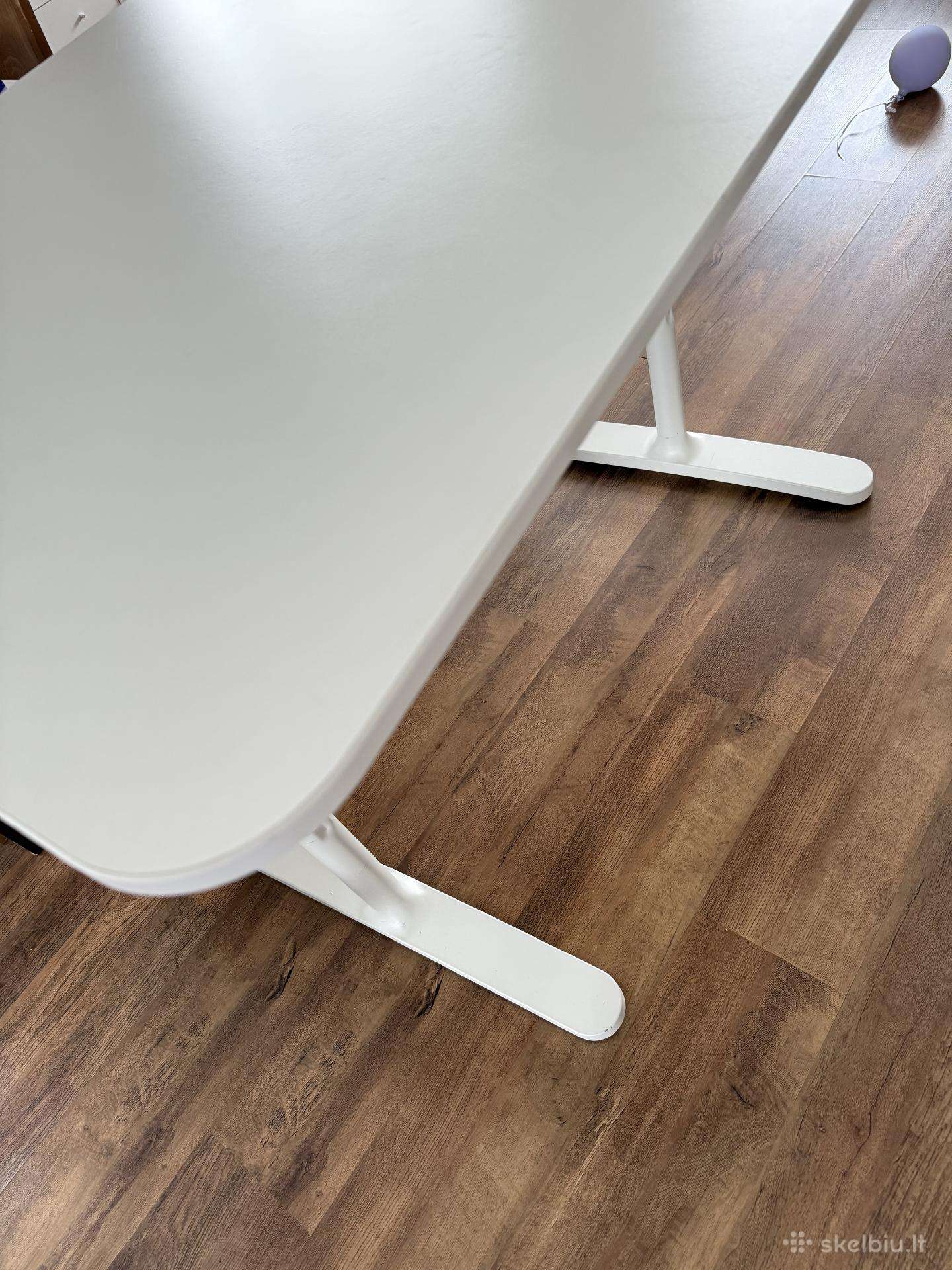 Ikea Bekant rašomasis/darbo stalas