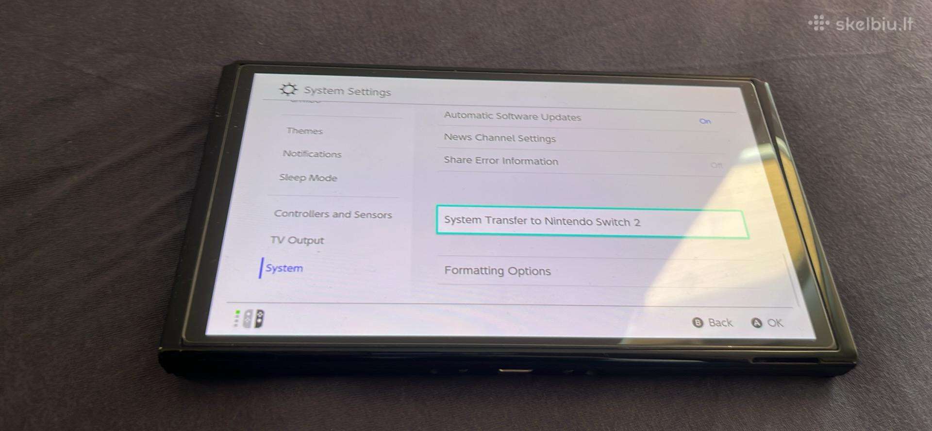 Nintendo Switch V2 (2023)