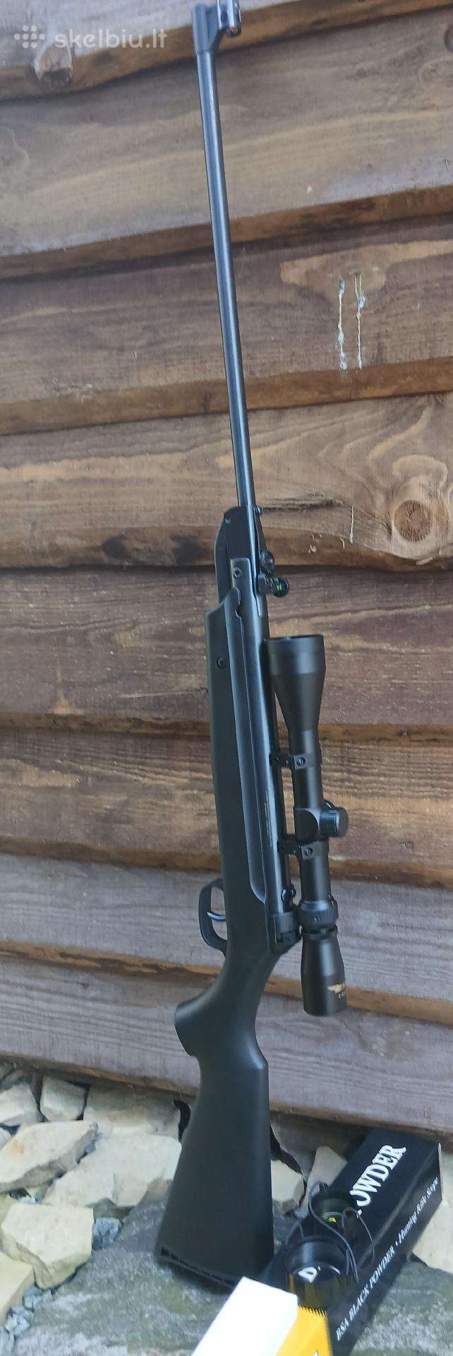 2 oriniai pneumatiniai šautuvai 5.5mm.