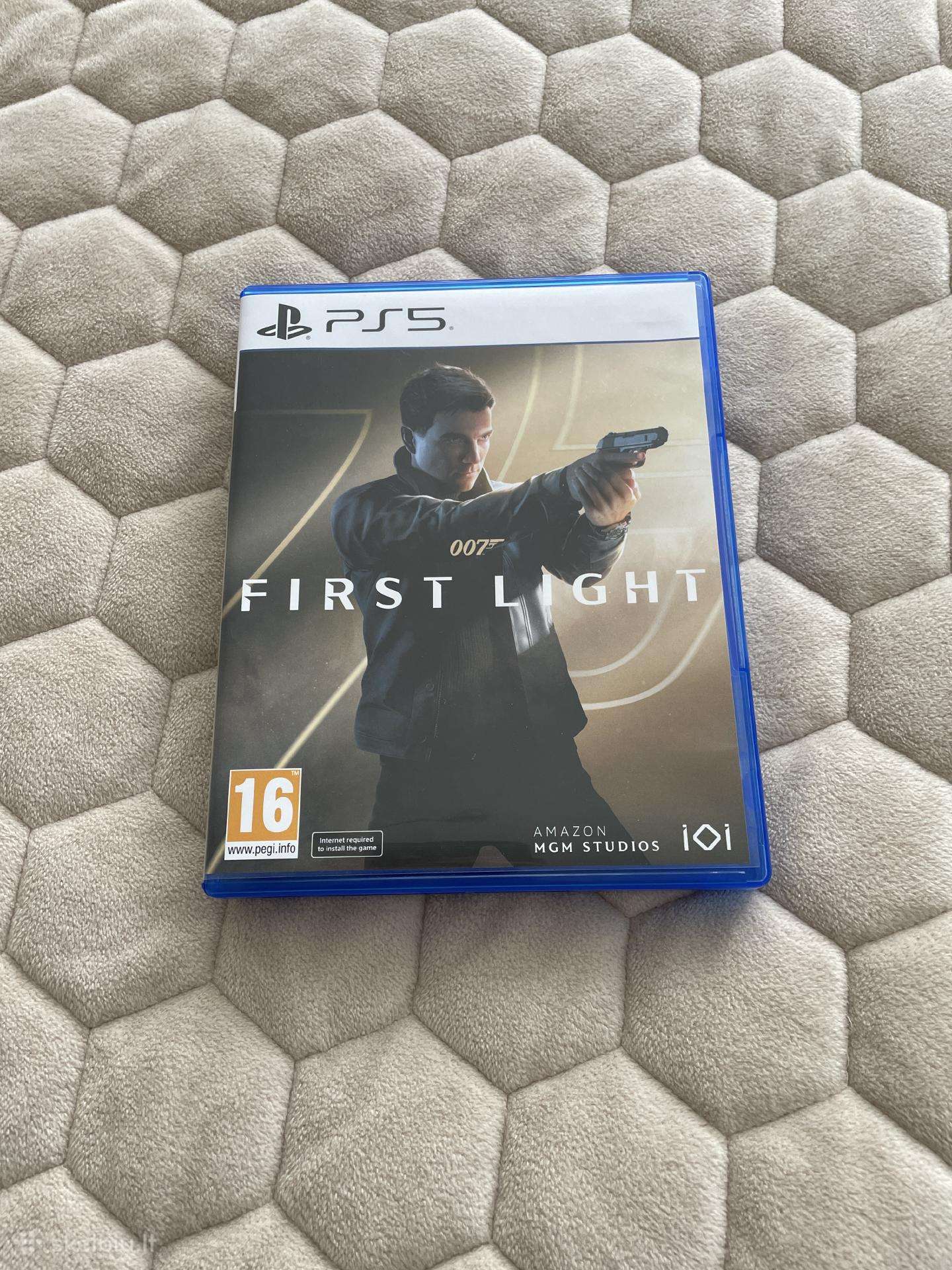 007 First Light