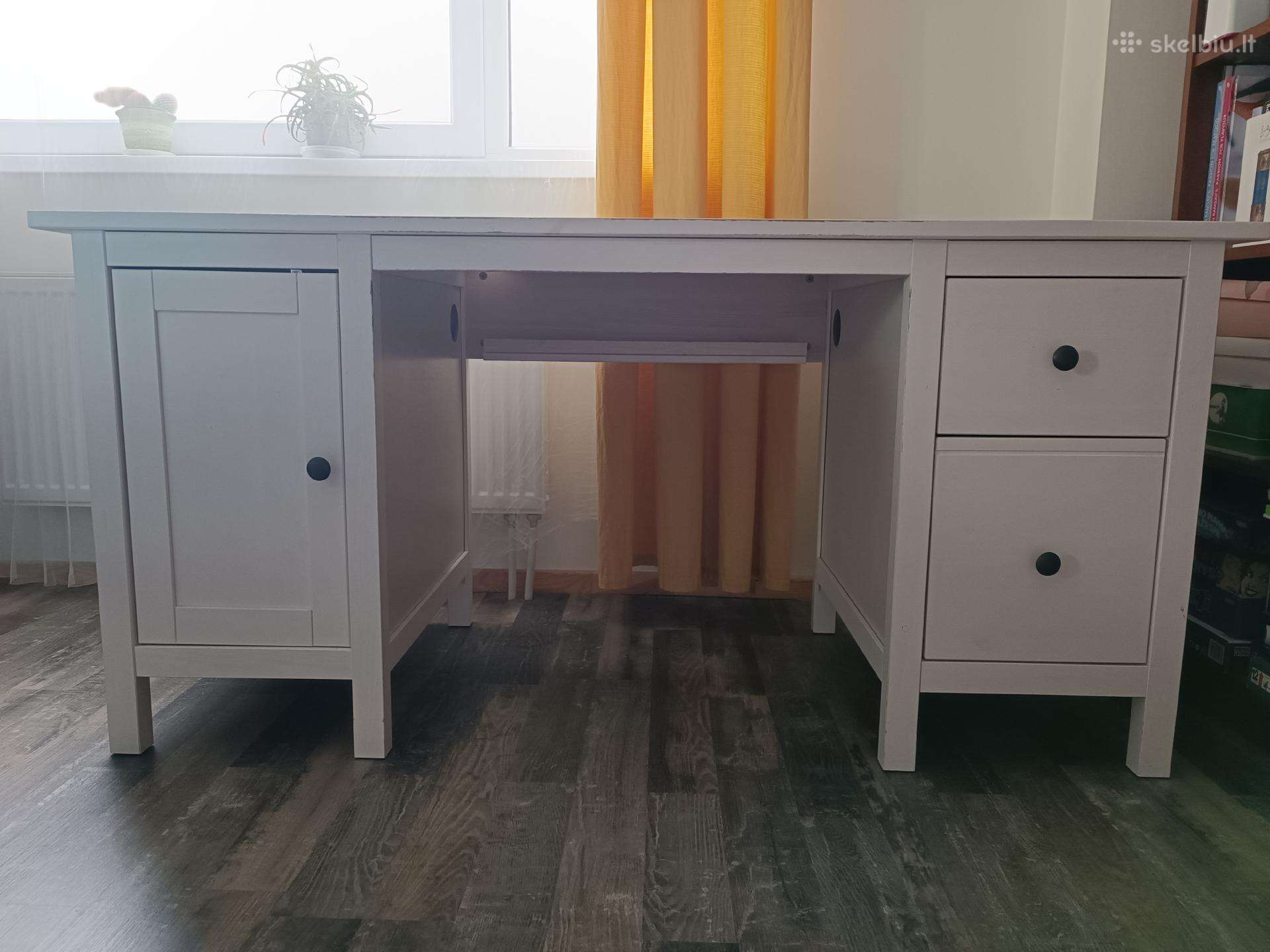 Rašomasis stalas Ikea Hemnes