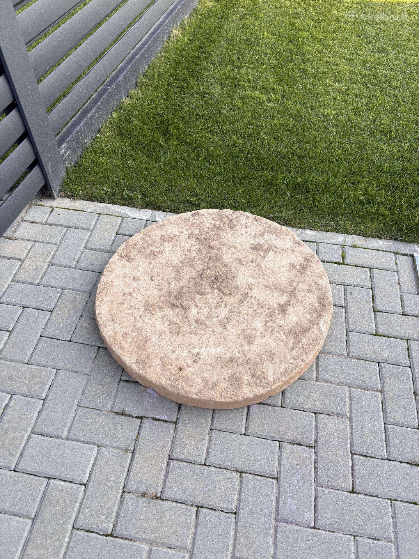 Betoninis šulinio dangtis 80cm
