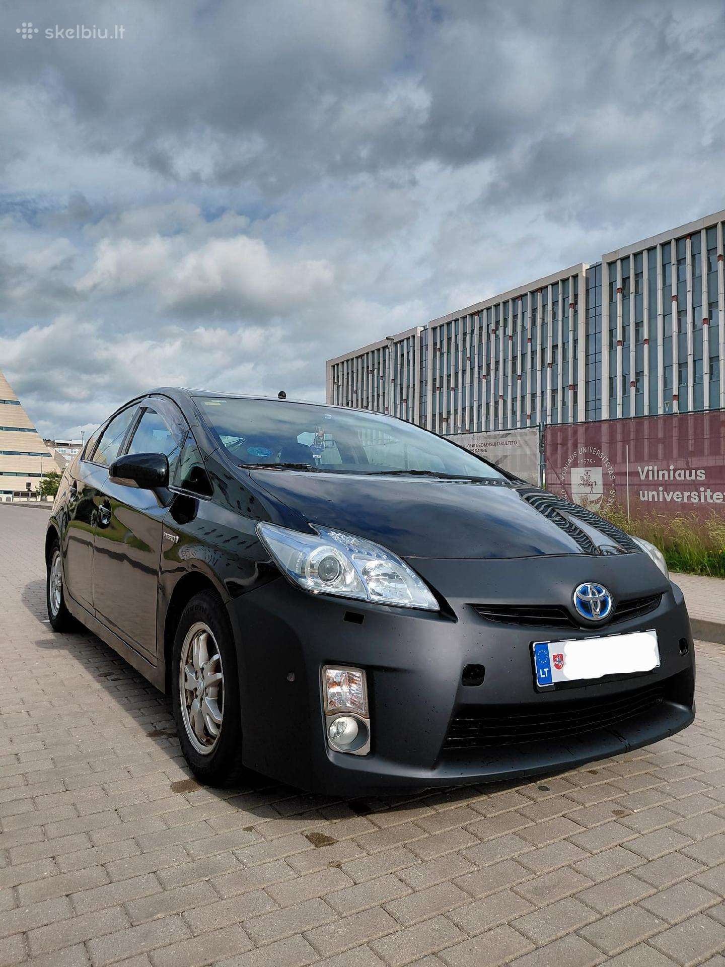 Toyota Prius 3 nuoma