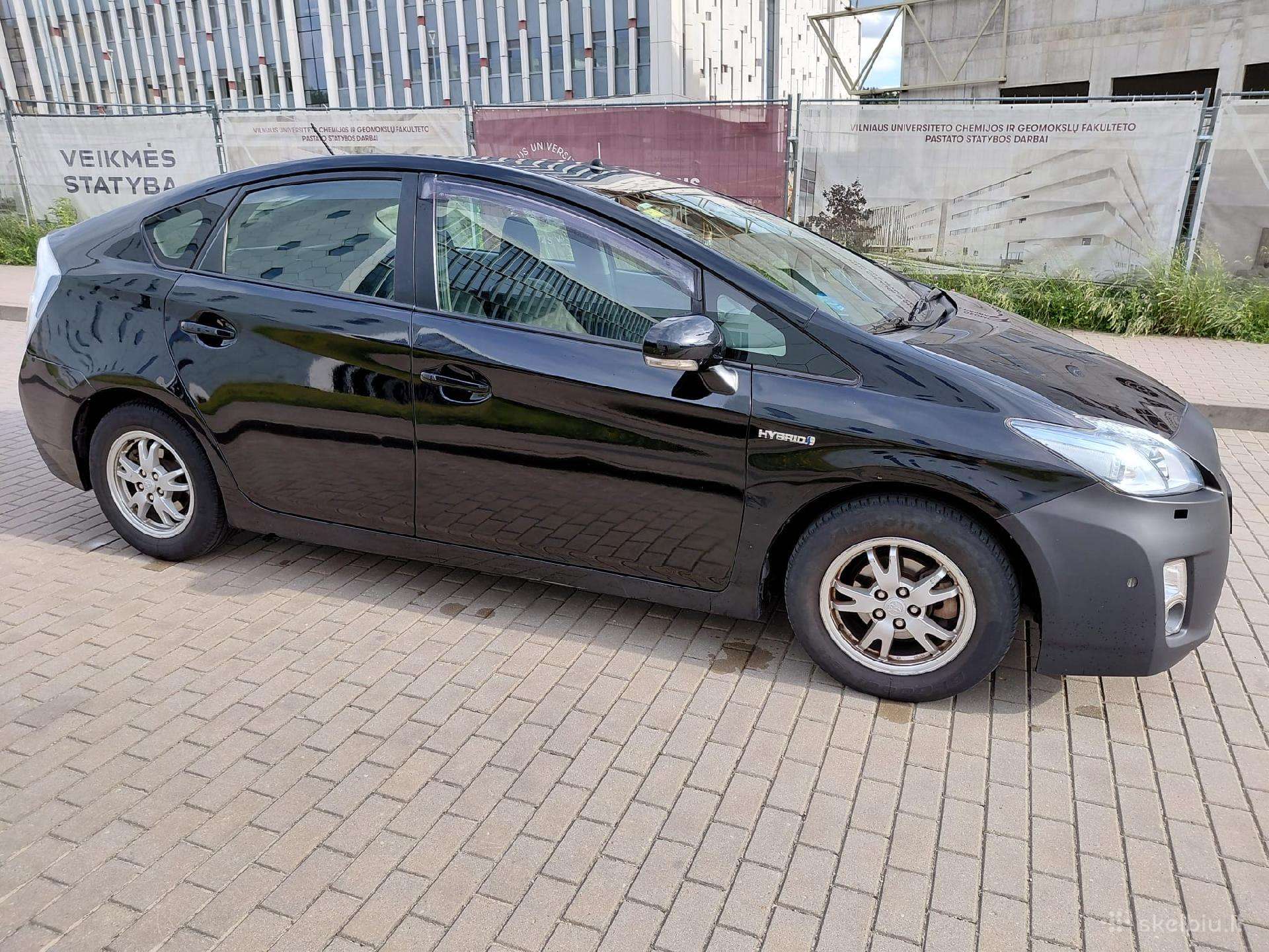 Toyota Prius, hečbekas