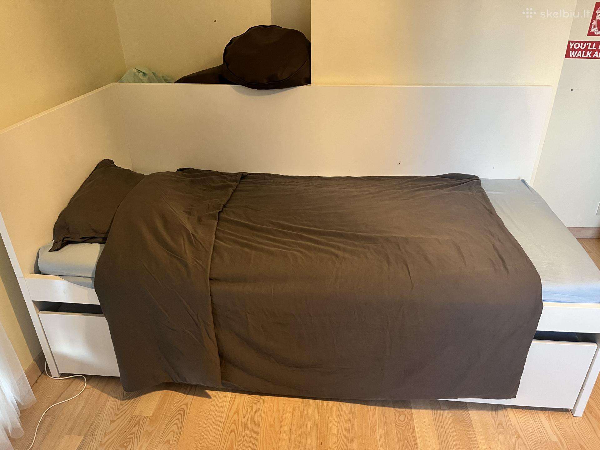 Išskleidžiama lova su 2 čiužiniais, 90x200