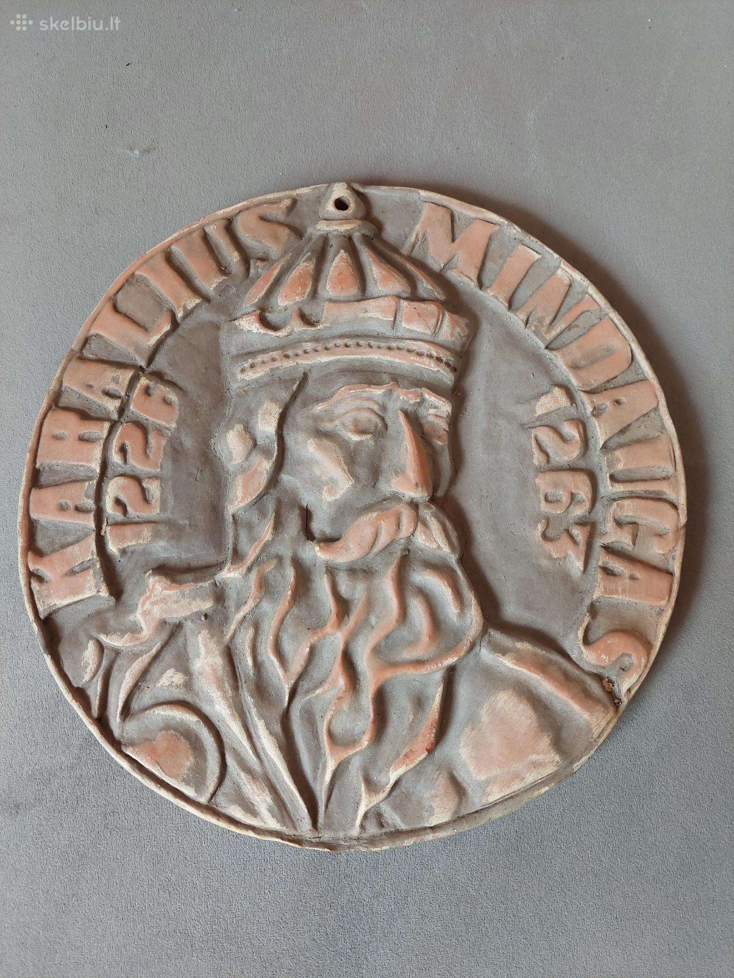 Bareljefas Mindaugas Karalius