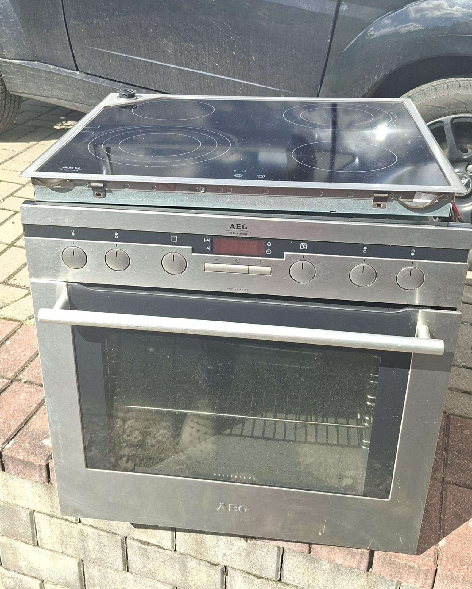 Naudota elektrinė Aeg orkaitė su kaitlente