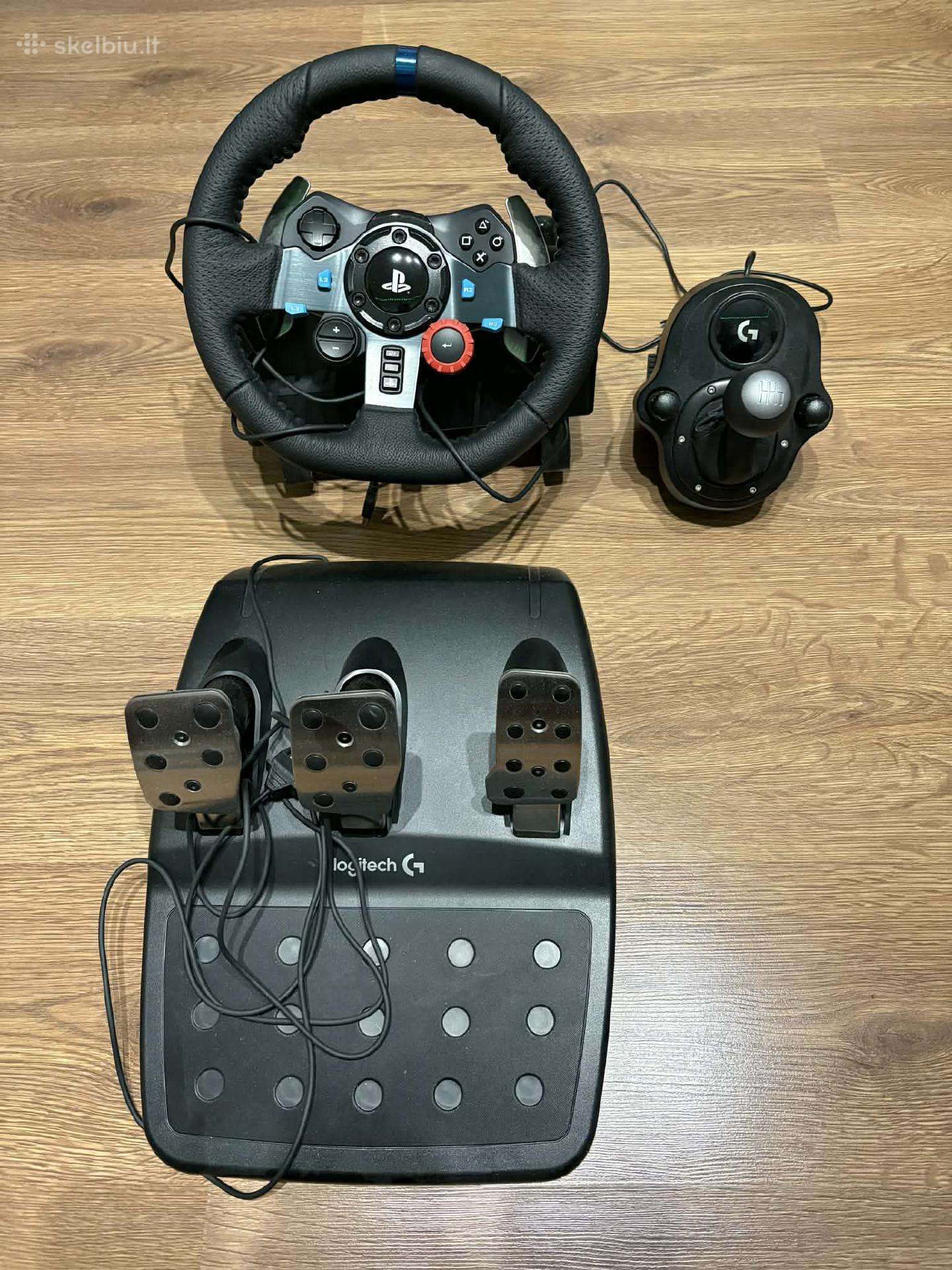 Logitech G29 vairas su pedalais,pavaru dėžė