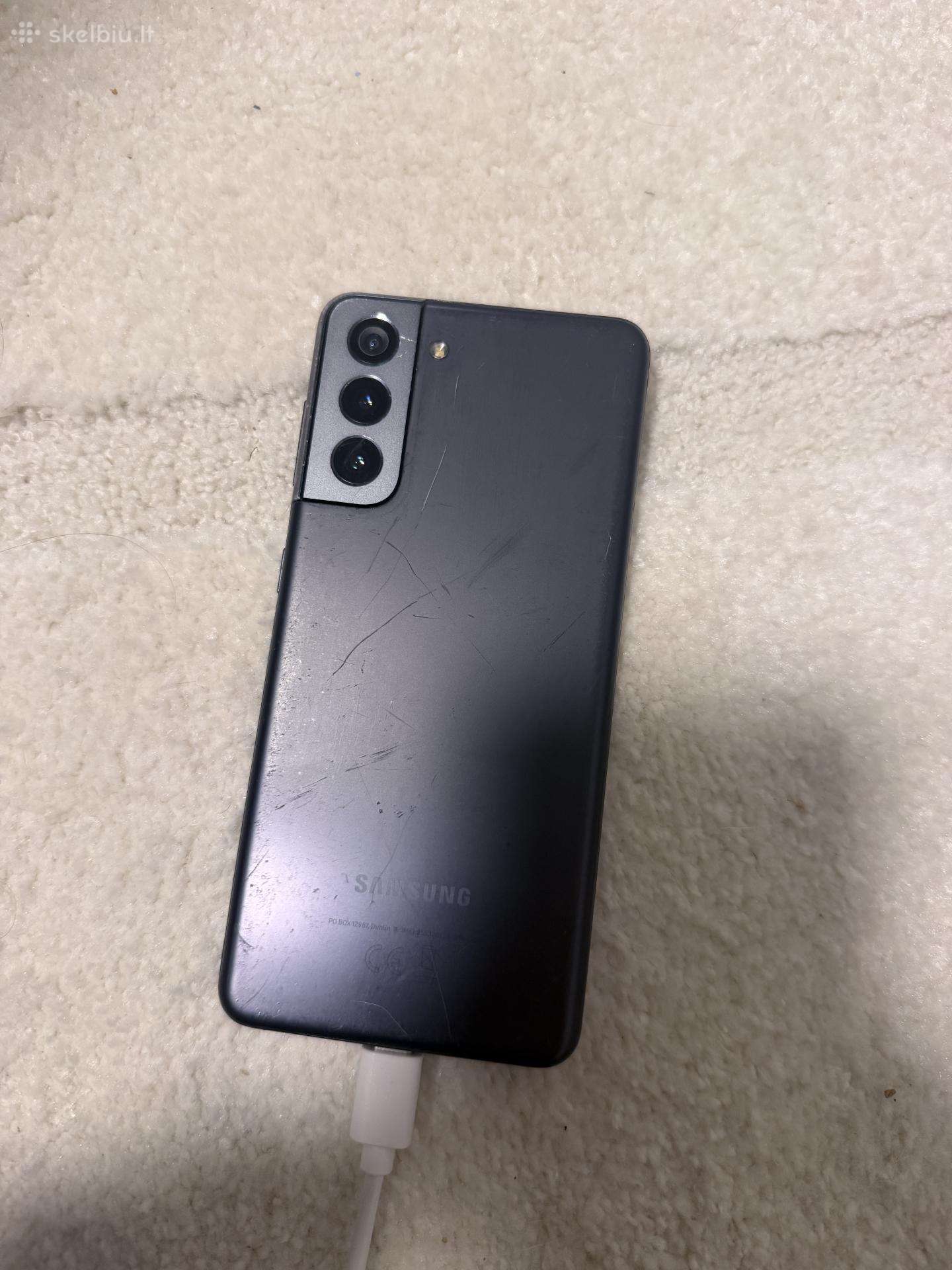 Samsung S21 dužęs
