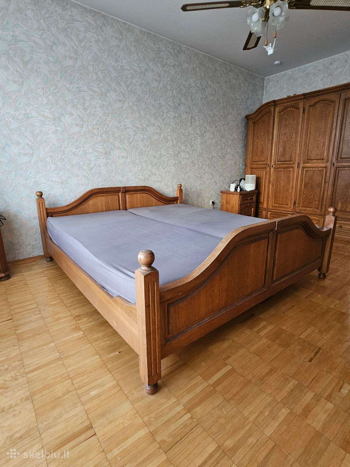Dvigulė lova