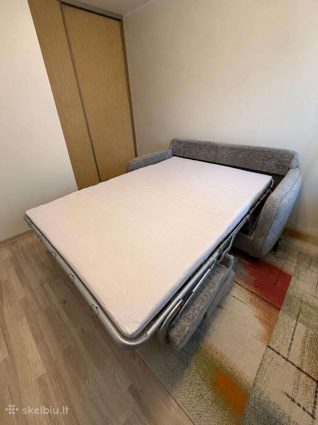 Sulankstoma sofa lova