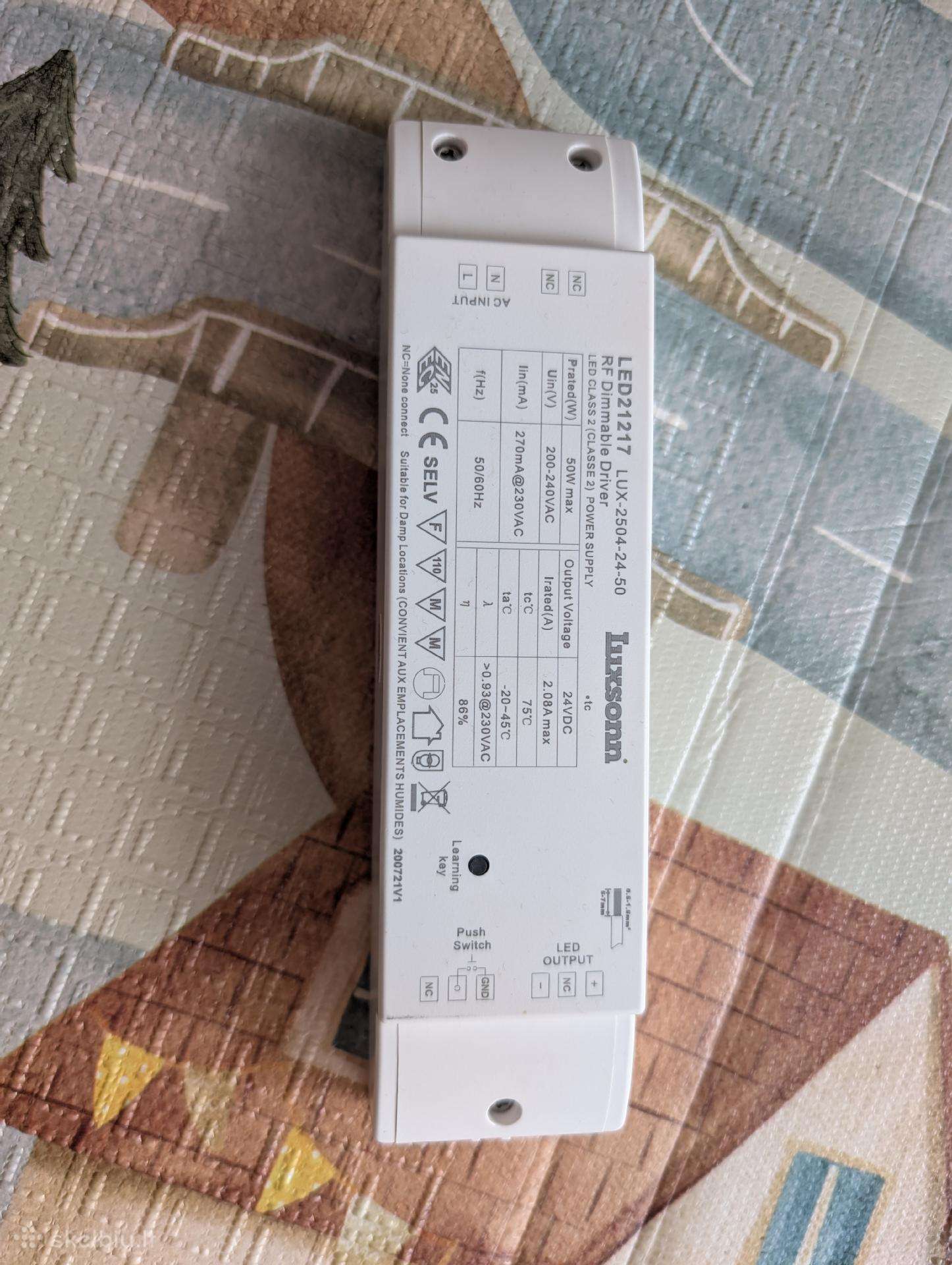 LED mait šaltinis su imtuvu Luxsonn Lux-2504-24