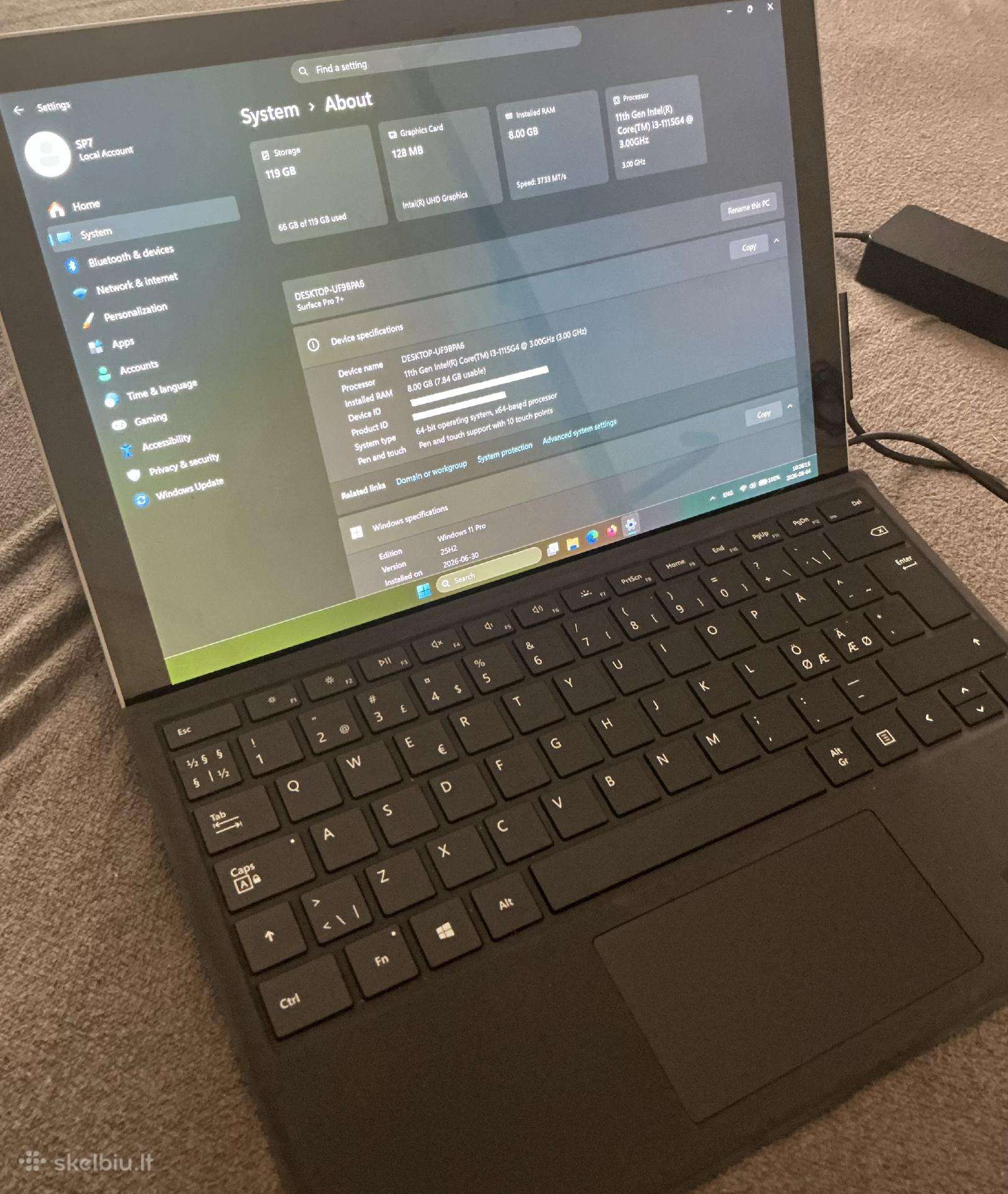Microsoft Surface Pro 7 Plus