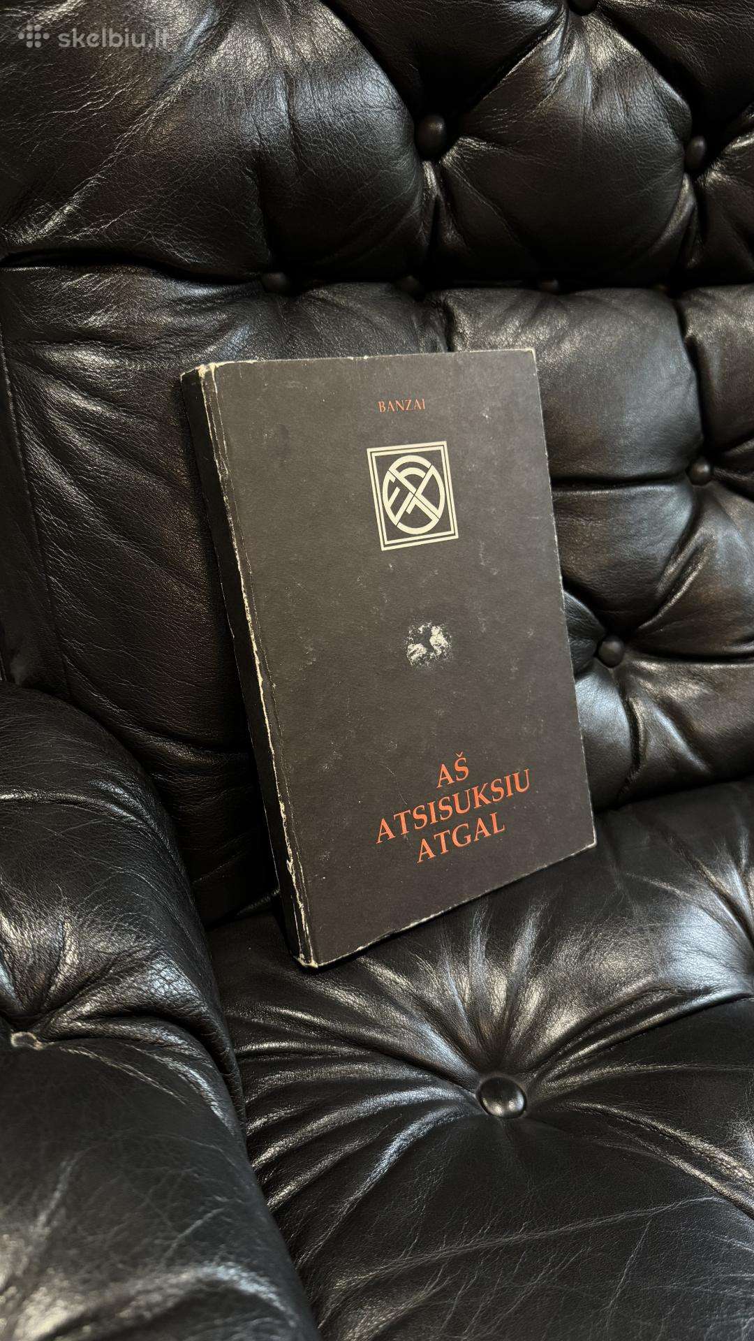 Parduodu Foje - Aš Atsisuksiu Atgal knygą