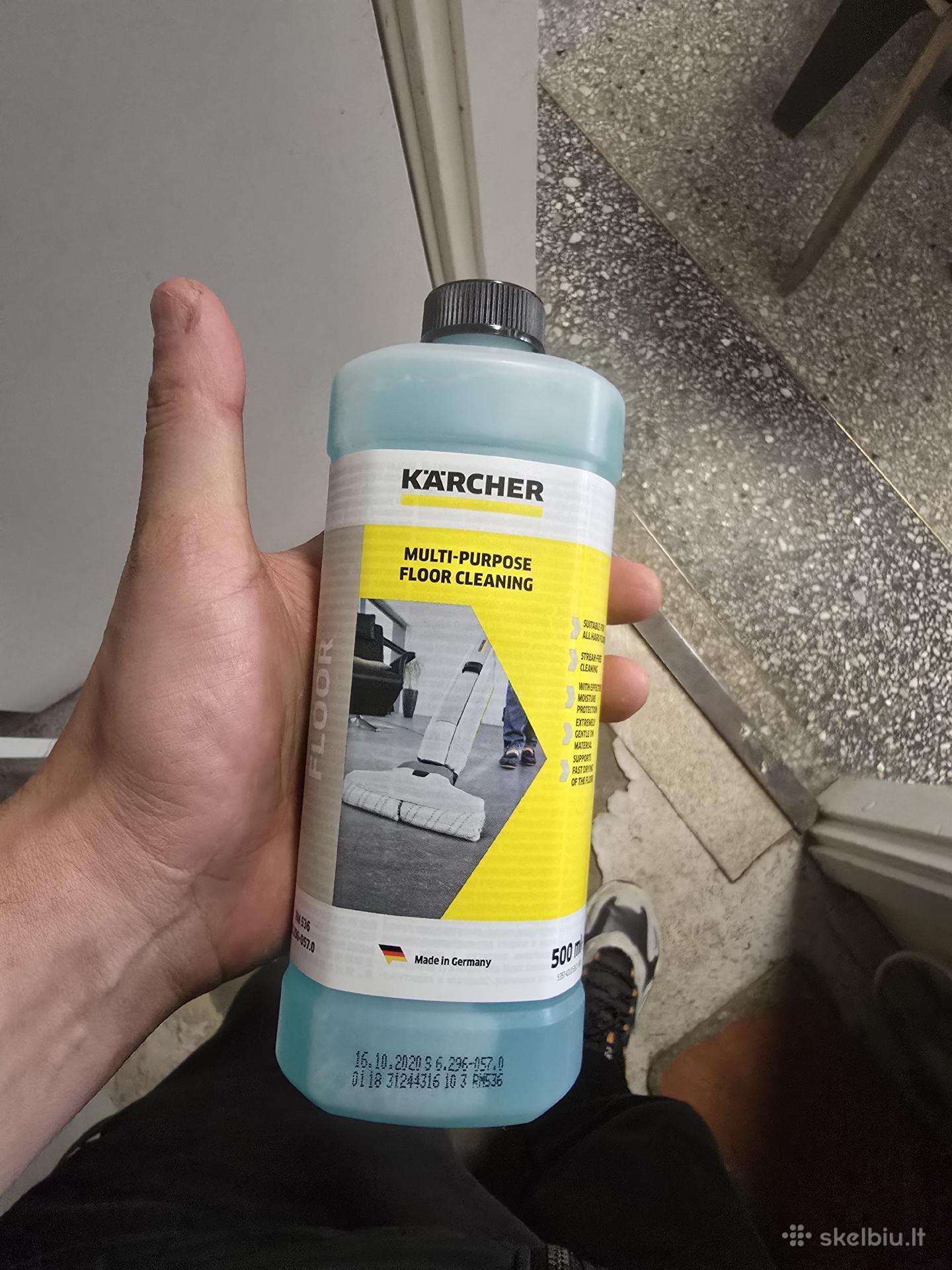 Karcher universalus grindų valyklis.