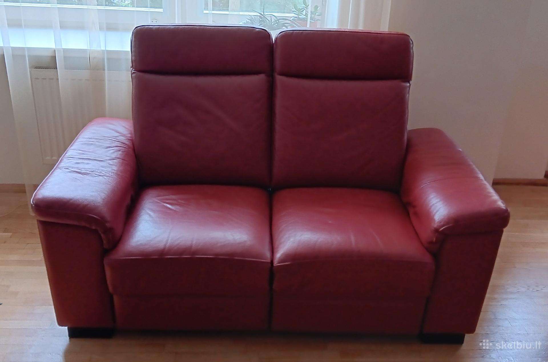 Odinė dvivietė sofa su reglaineriais