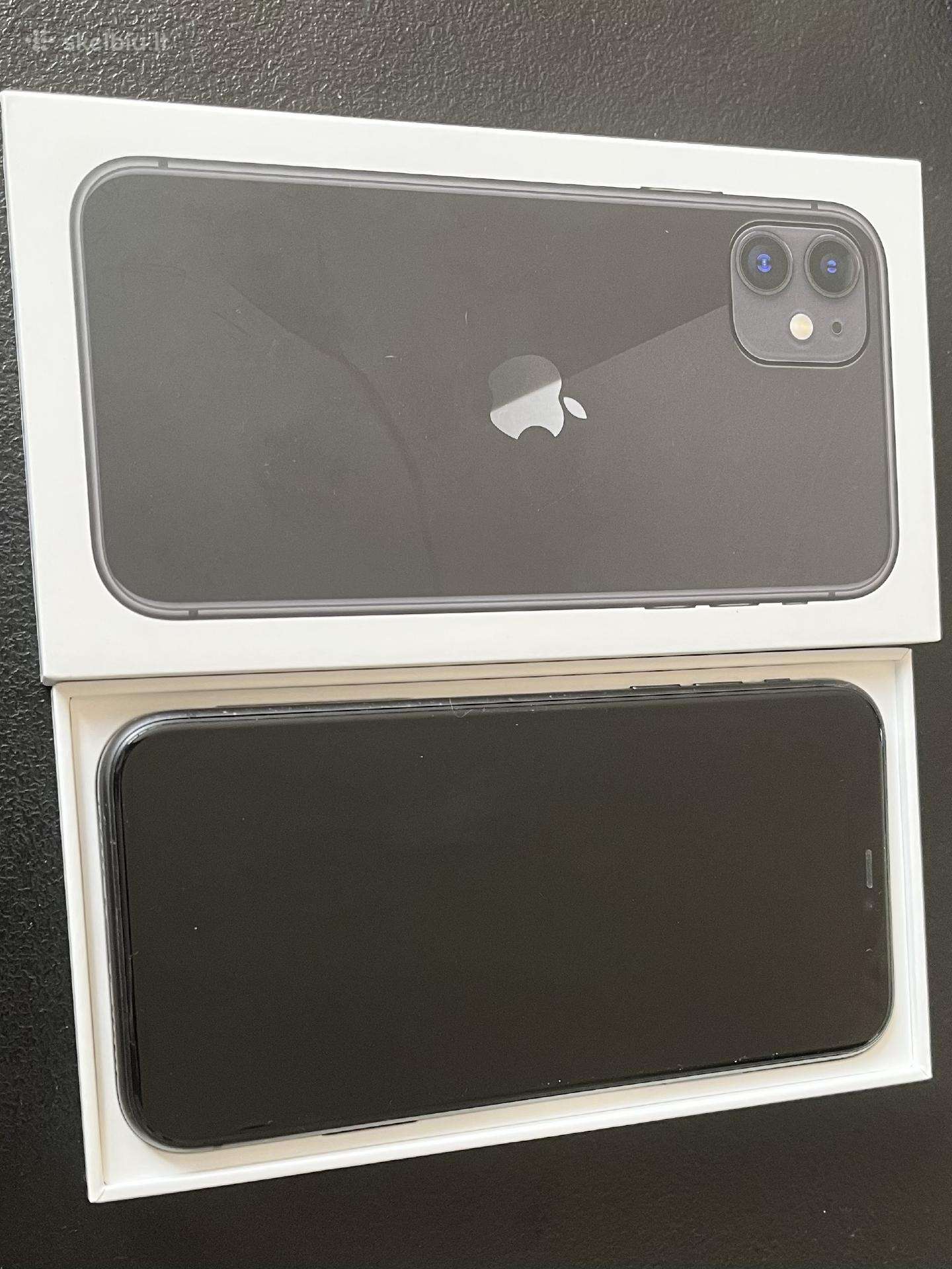 iPhone 11