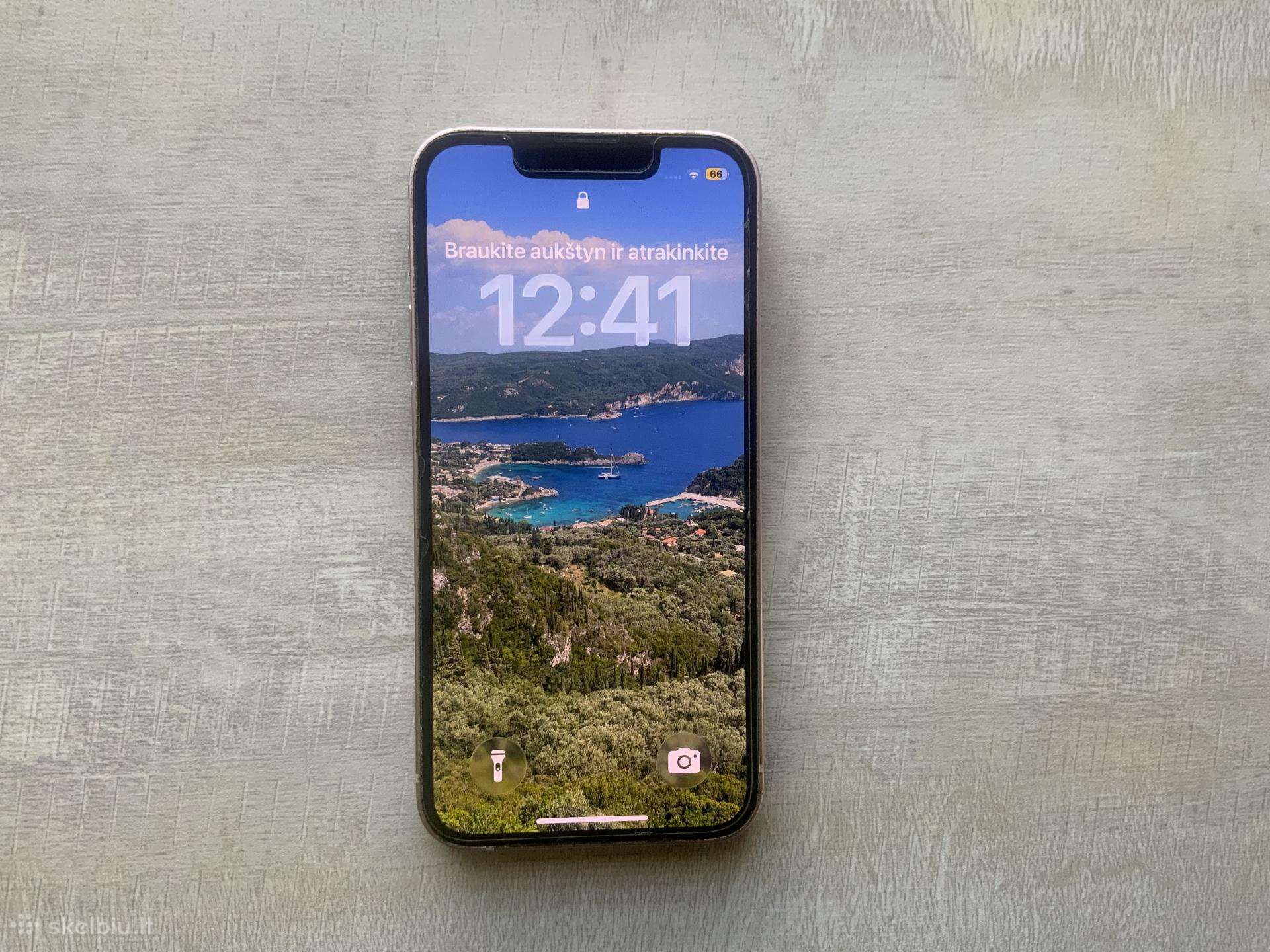 iPhone 13 mini