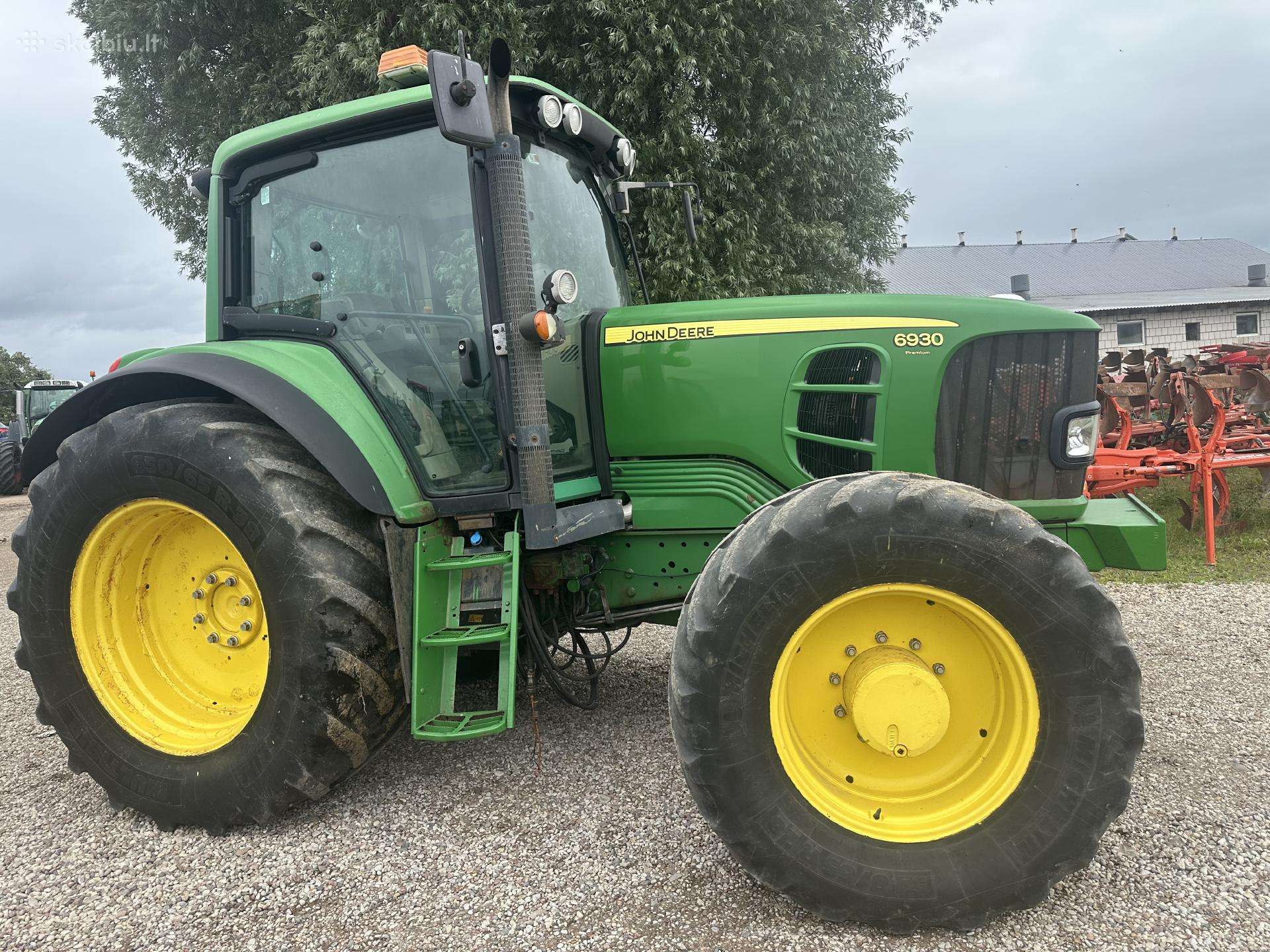 John Deere, traktoriai