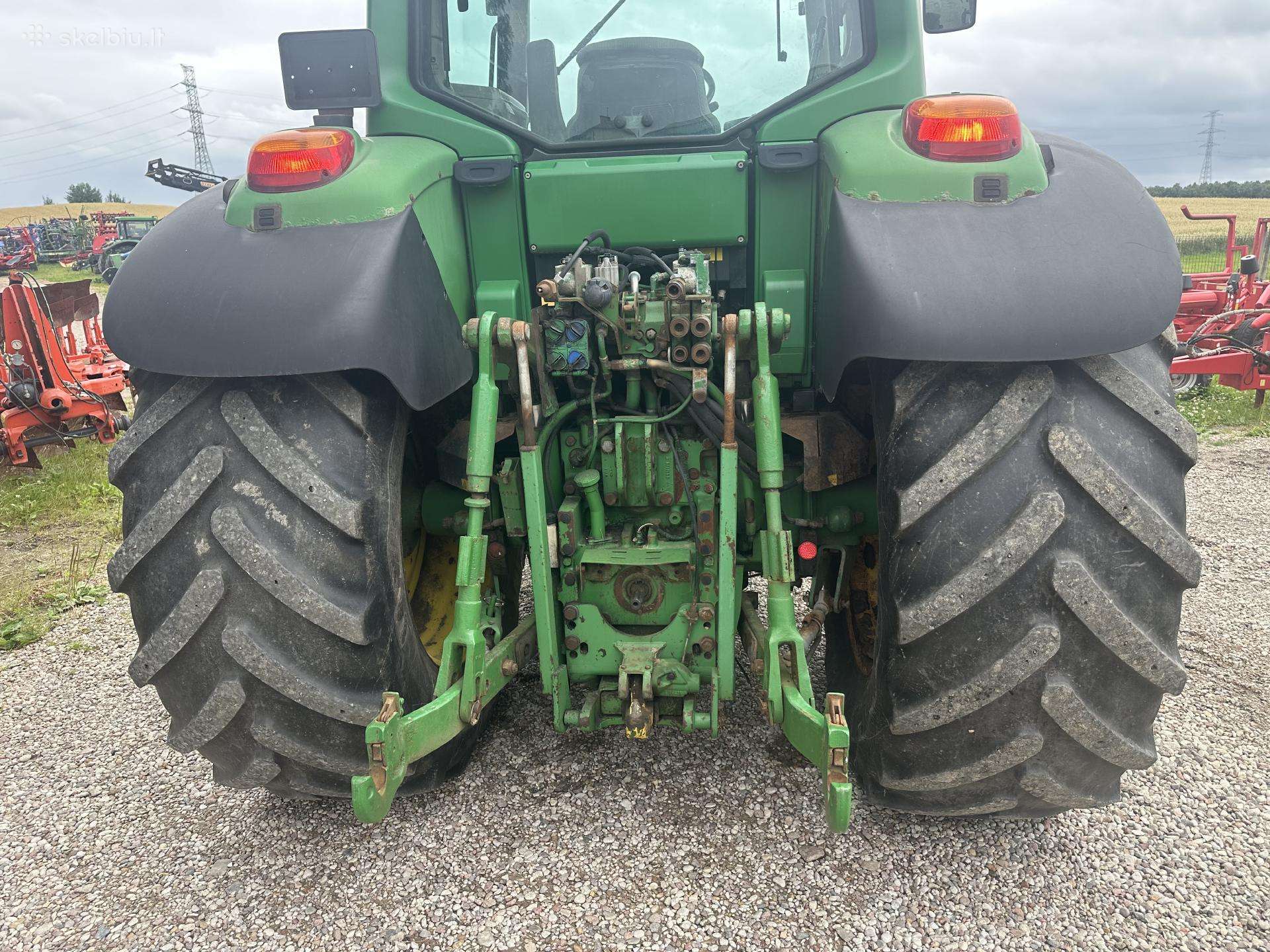 John Deere, traktoriai
