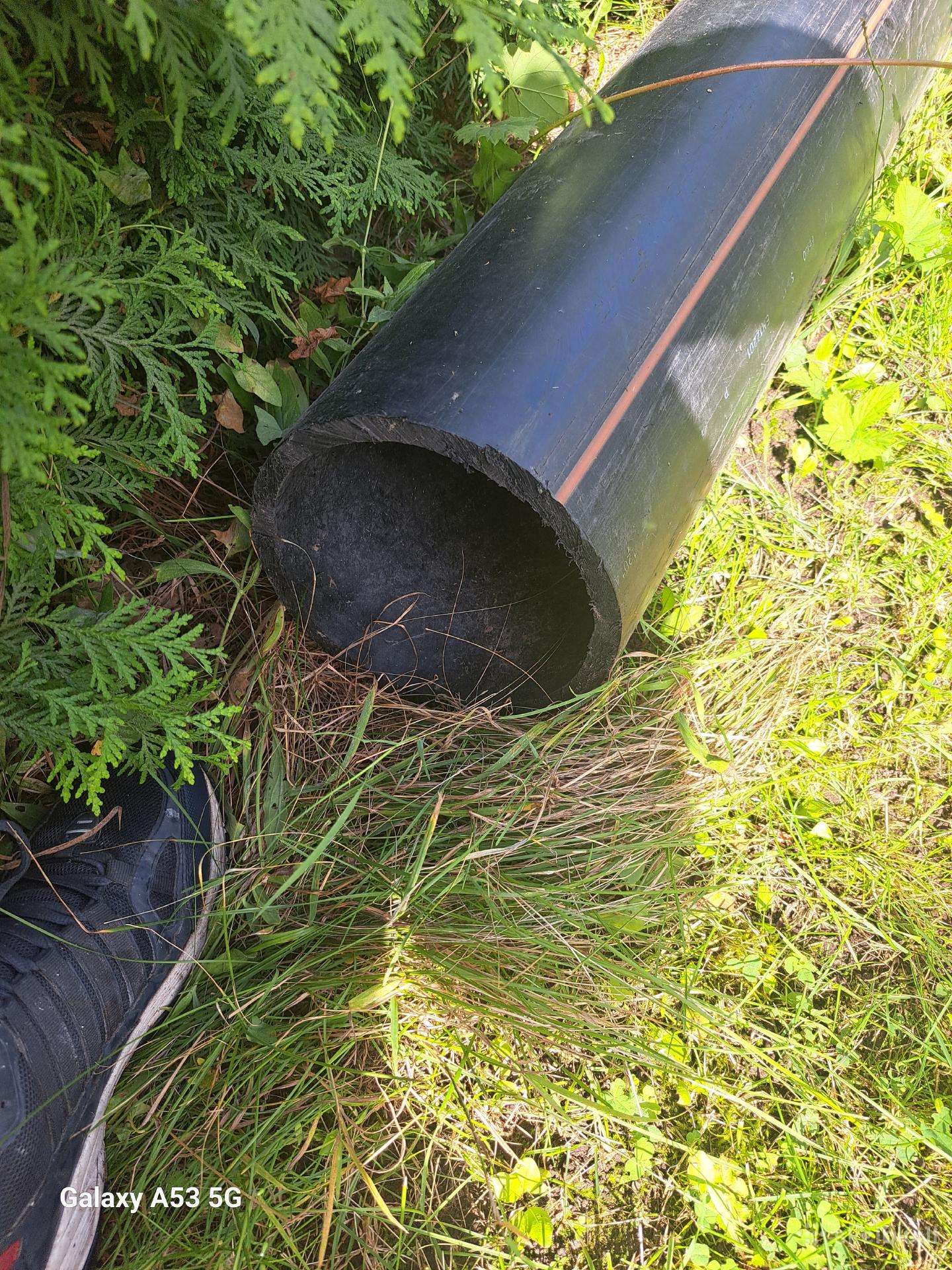Pe 100 Vamzdis 200 mm isorinio skersmens.