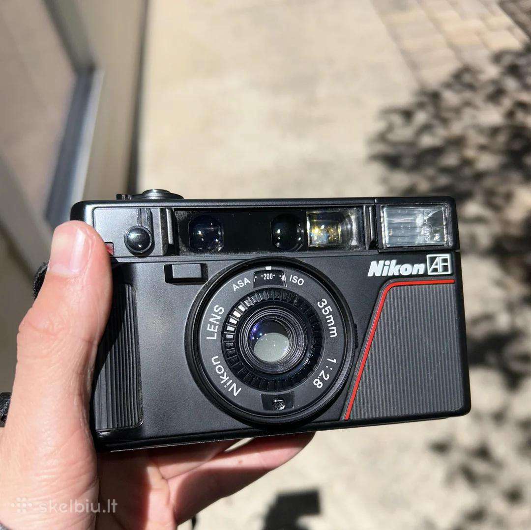 Perku Nikon L35af