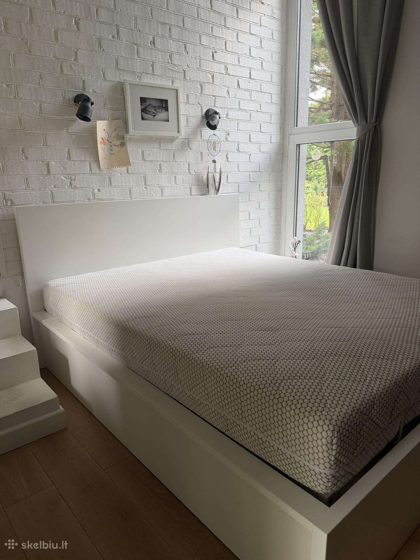 Parduodama Dvigulė Ikea Lova Su Lonas Čiužiniu
