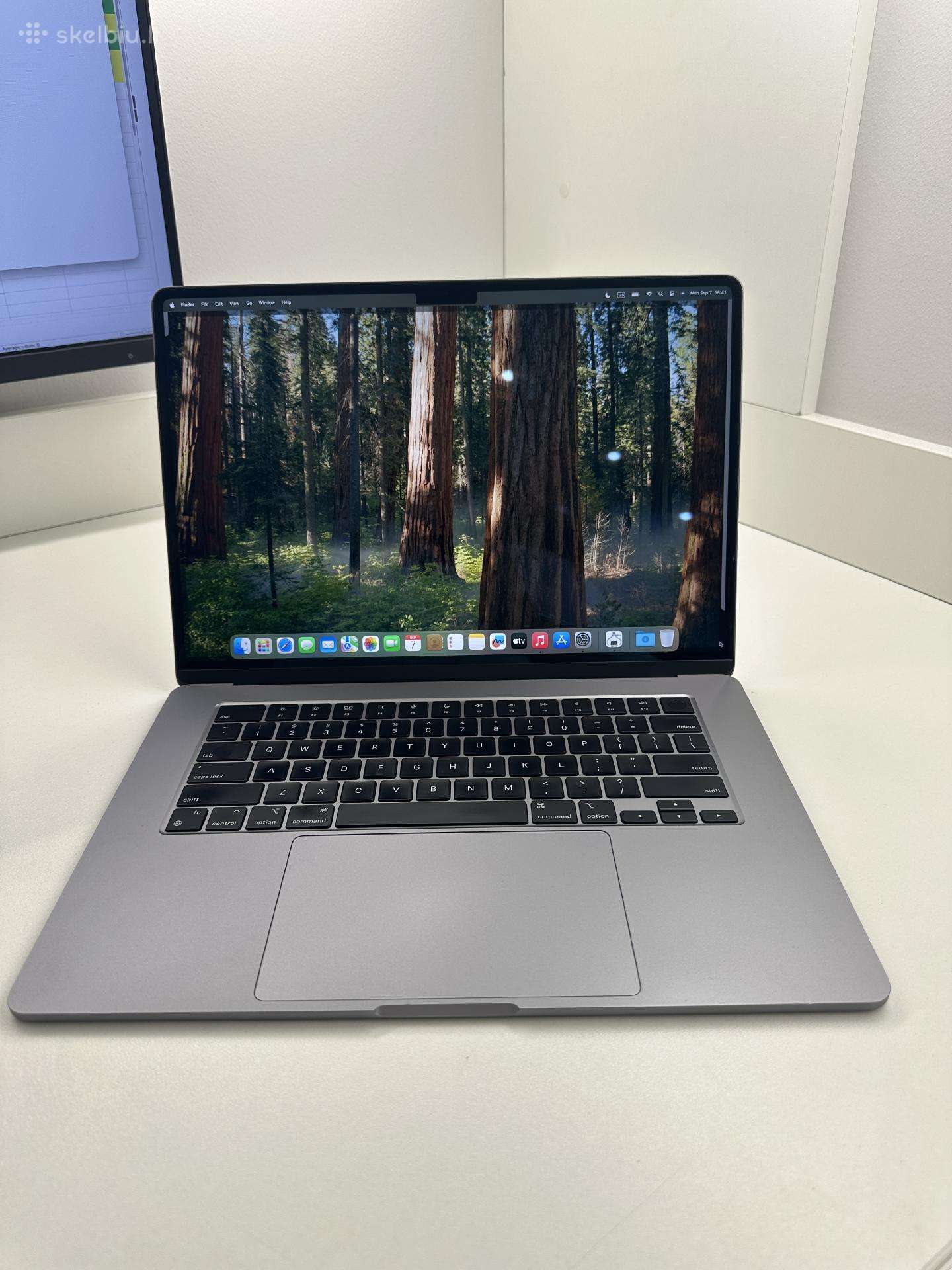 Apple MacBook Air 15" M3 / 16gb / 256gb – Space Gr