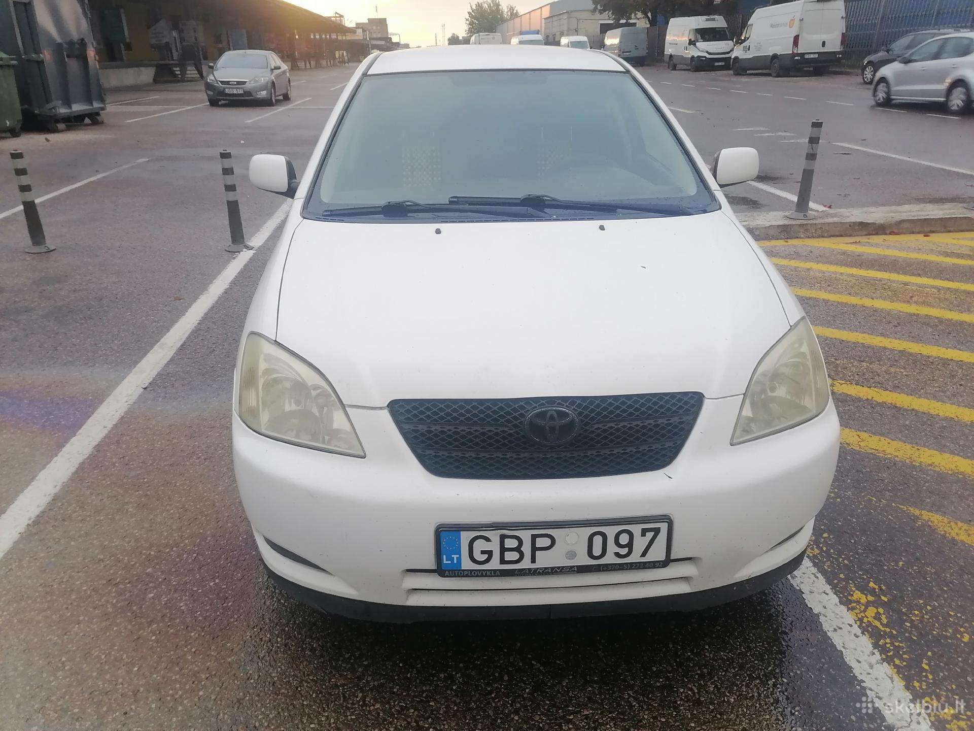 Parduodu mašina.