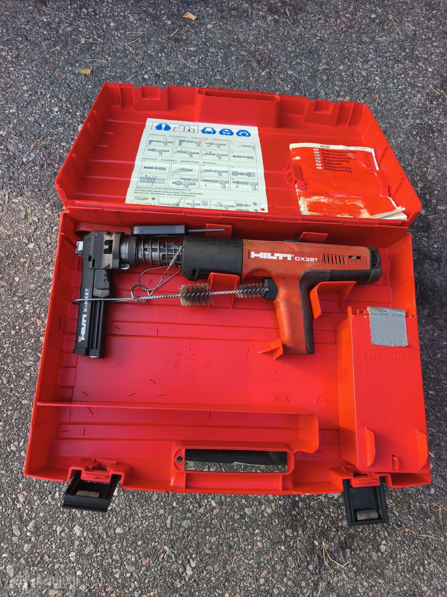 Hilti Dx351 viniakale.