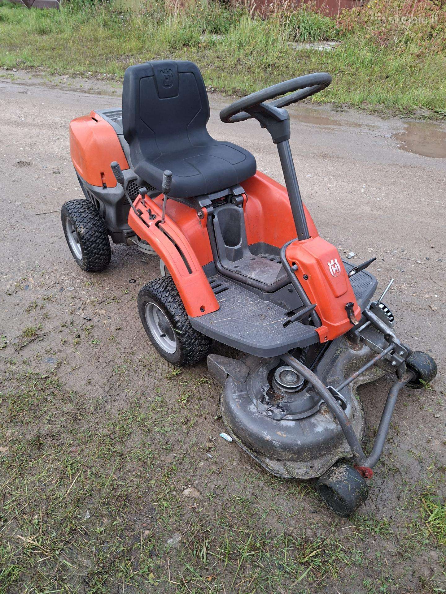 Sodo traktoriukas Husqvarna r112c5