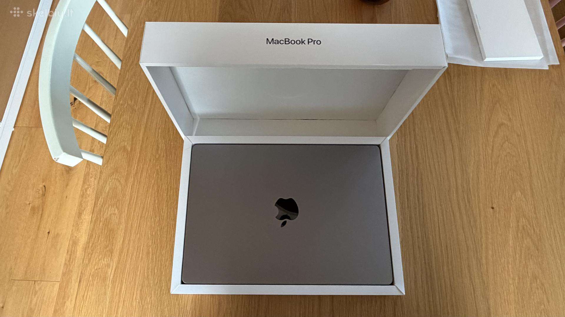 MacBook Pro 14", M1 Pro 32gb, 512gb