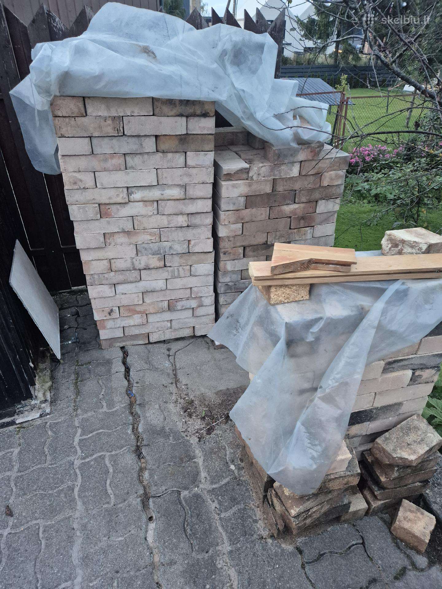 Pilnavidurės molinės plytos