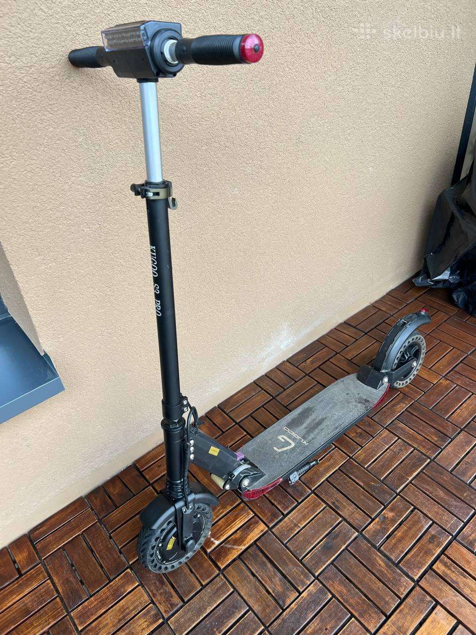 Parduodamas elektrinis paspirtukas „Kugoo S3 Pro“.