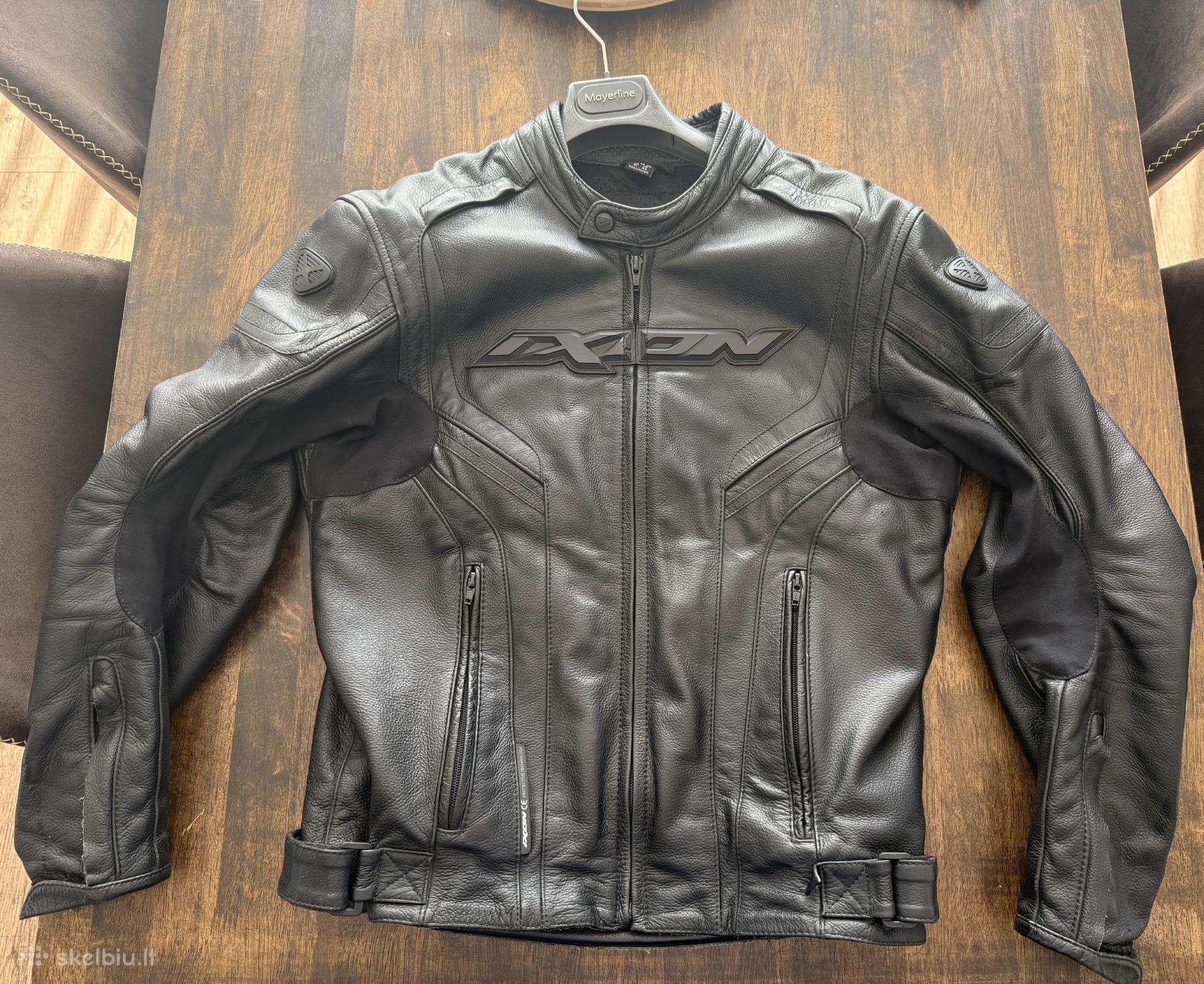 Ixon moto striukė