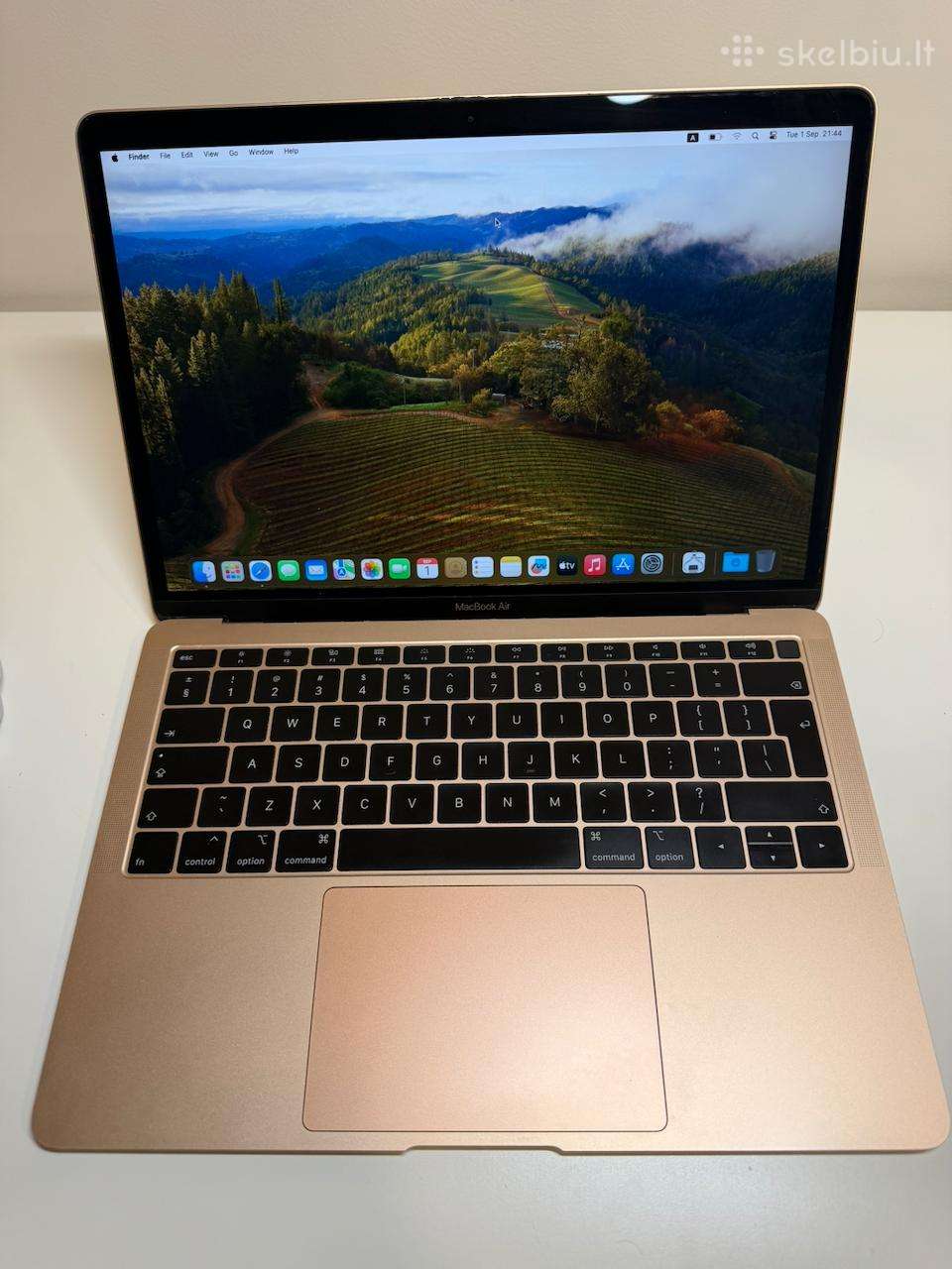MacBook Air 13 2019 Gold, i5 / 8gb / 256gb