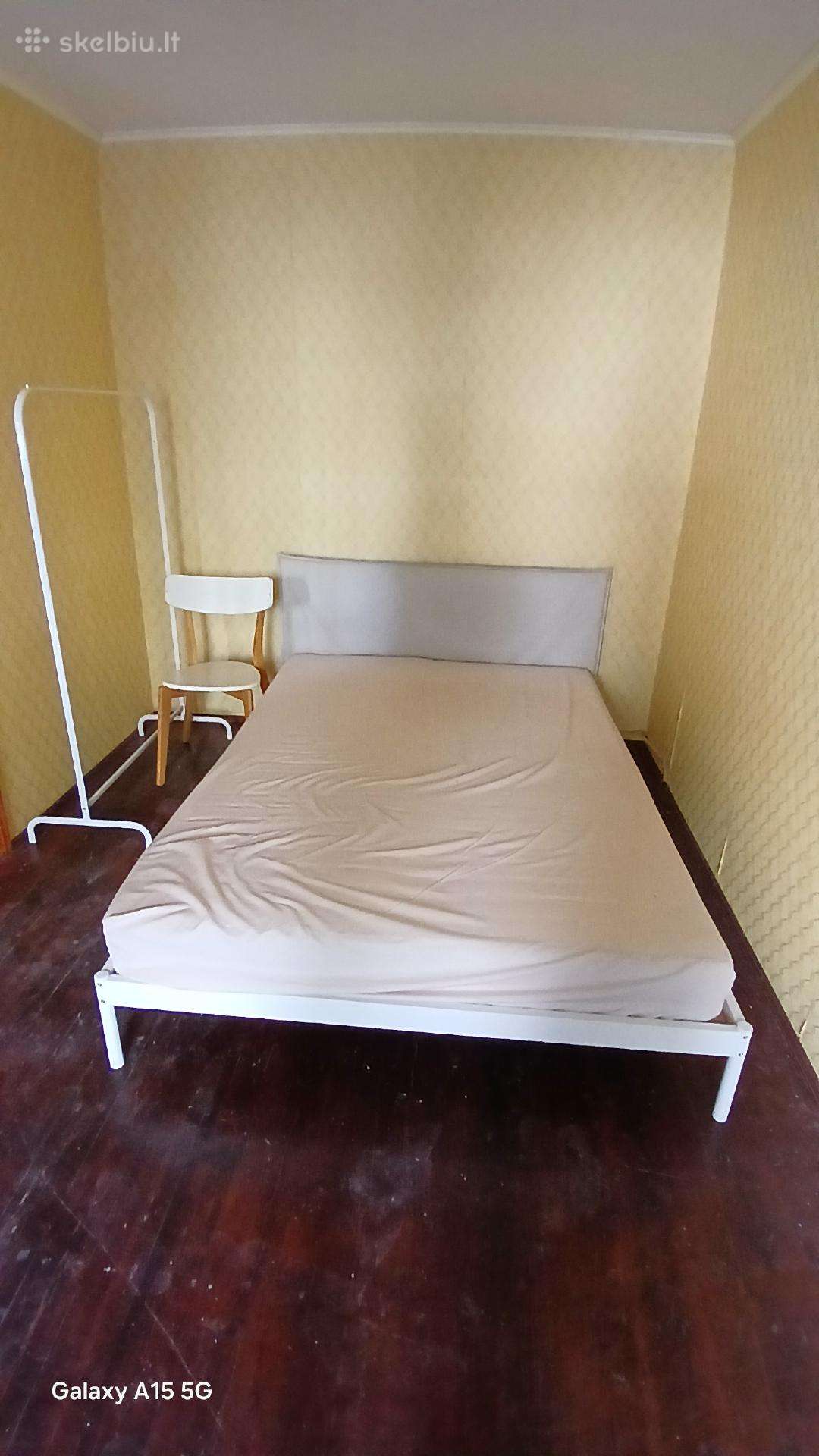 Parduodu Lovą Su Čiužiniu