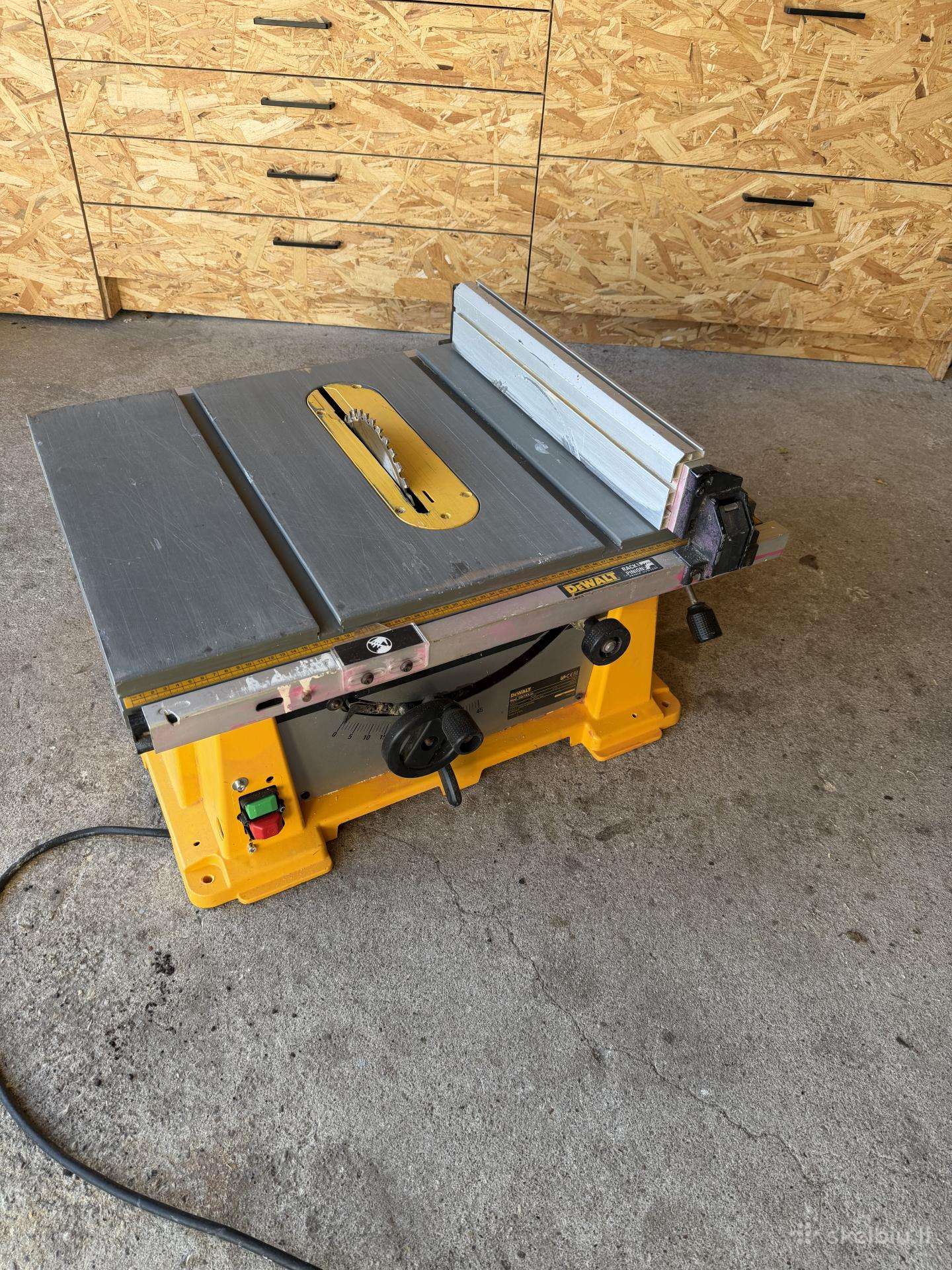 Dewalt Dw744-qs isilginio pjovimo stakles