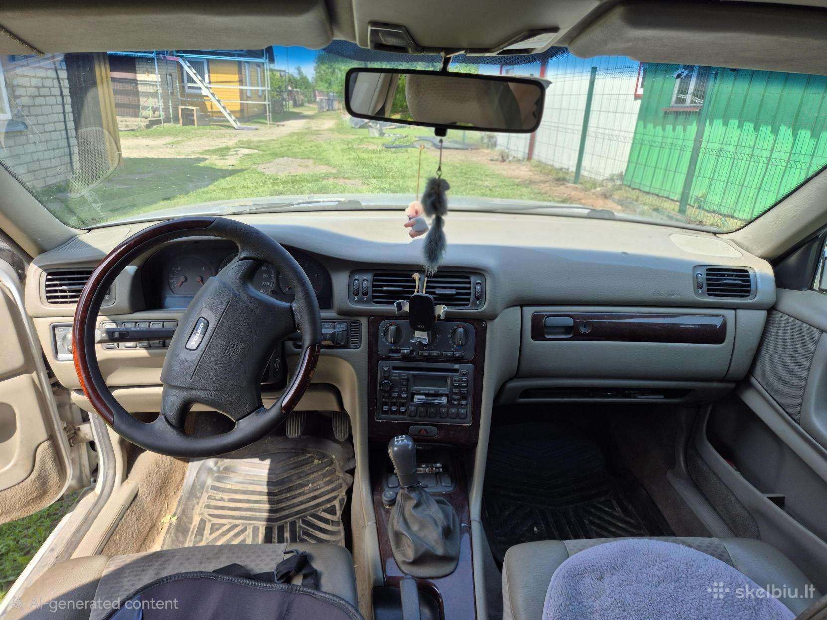 Volvo v70