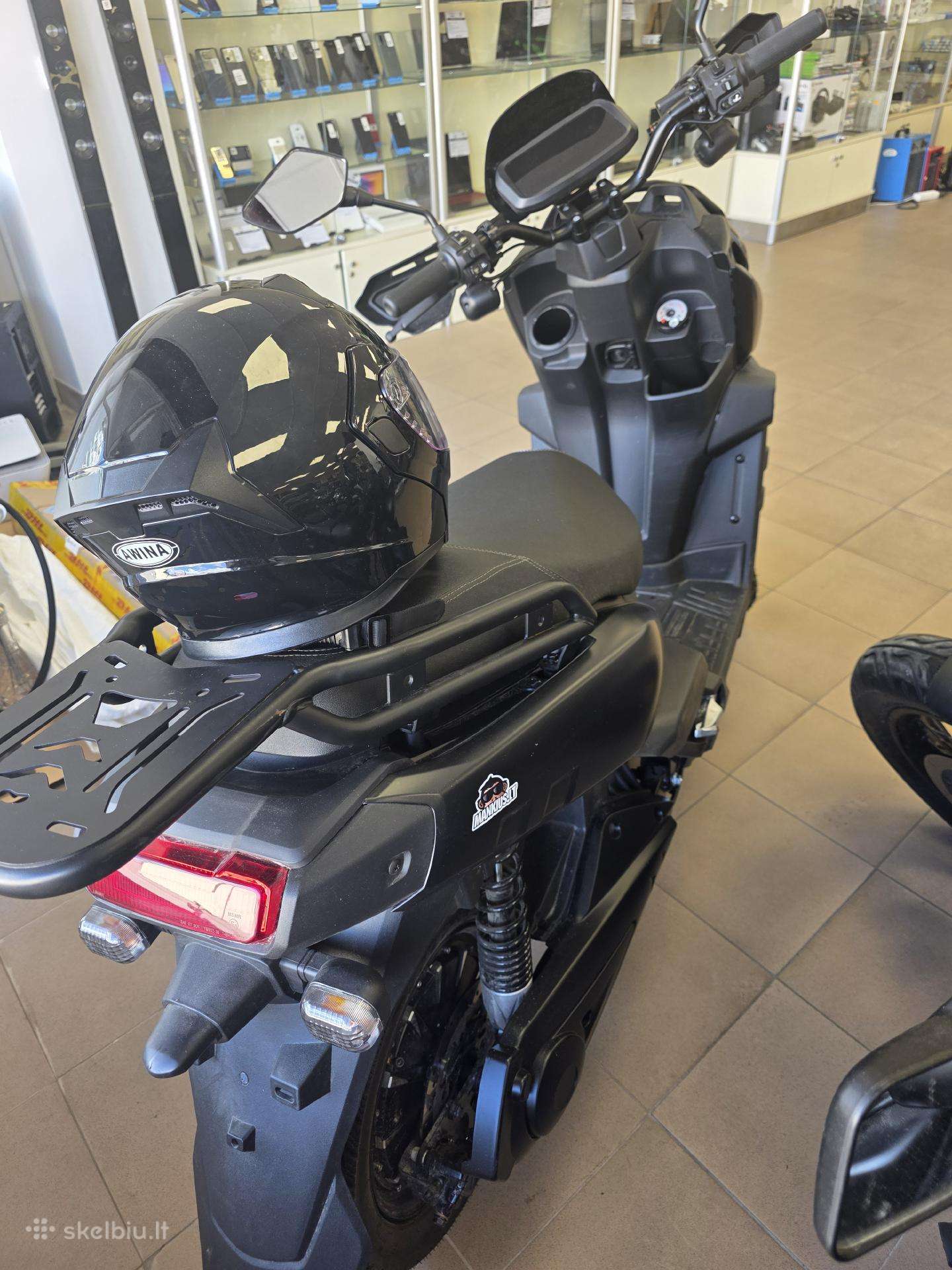 Electric scooter -kita-