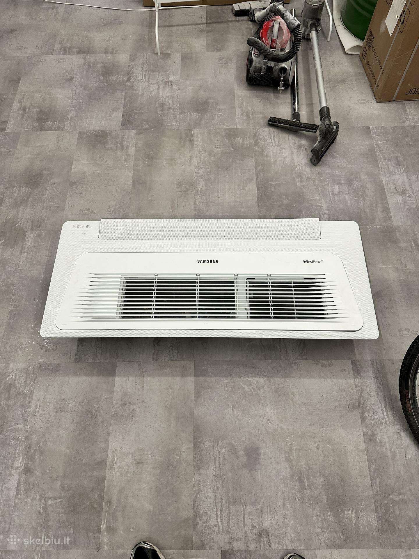Samsung wind free vidinis kondicionerio blokas