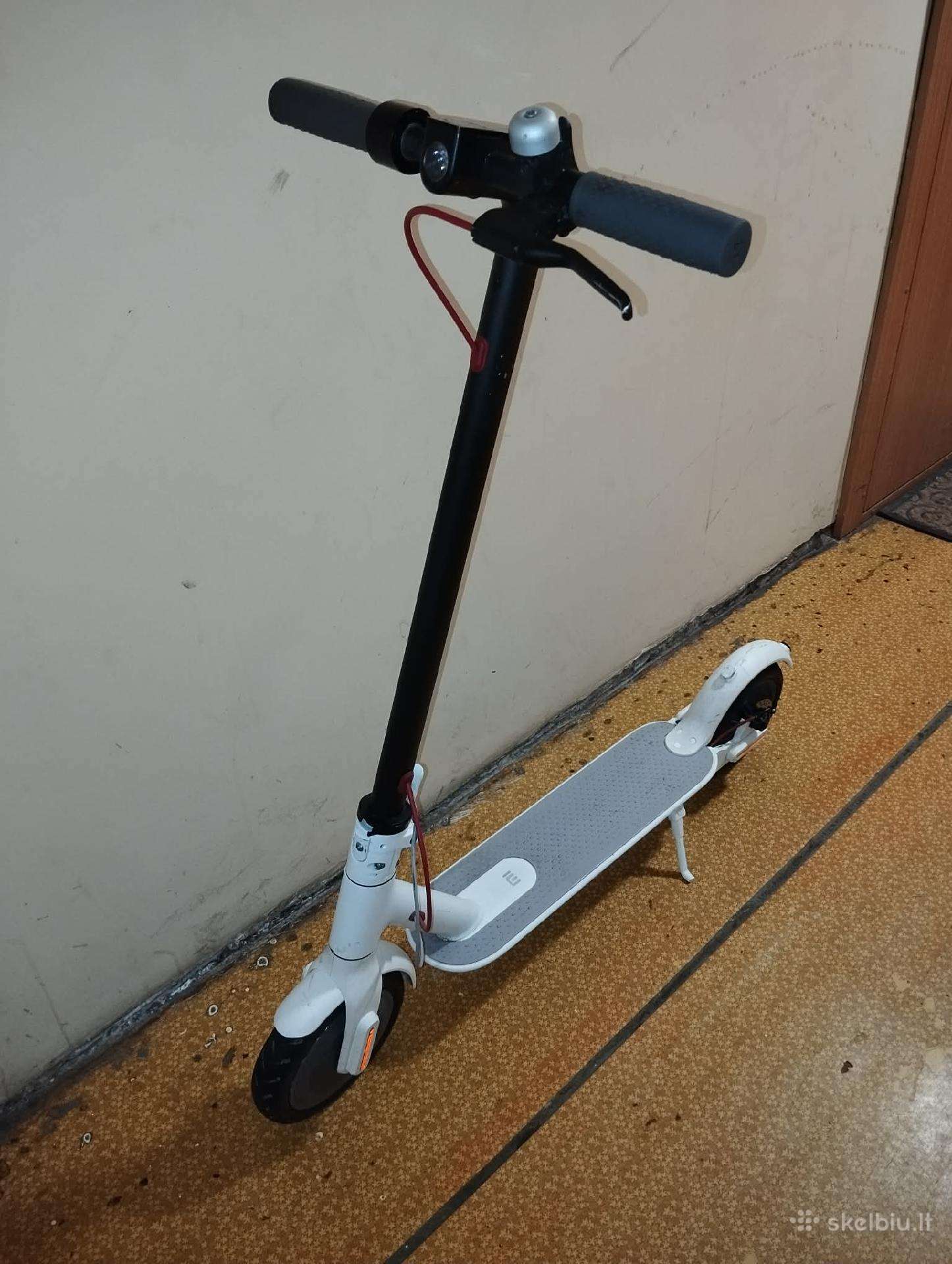 Elektrinis paspirtukas xiaomi M365