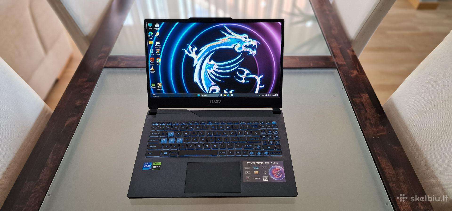 Msi Cyborg 15, i7-12650h,16gb, 512tb, Rtx 4060 8gb