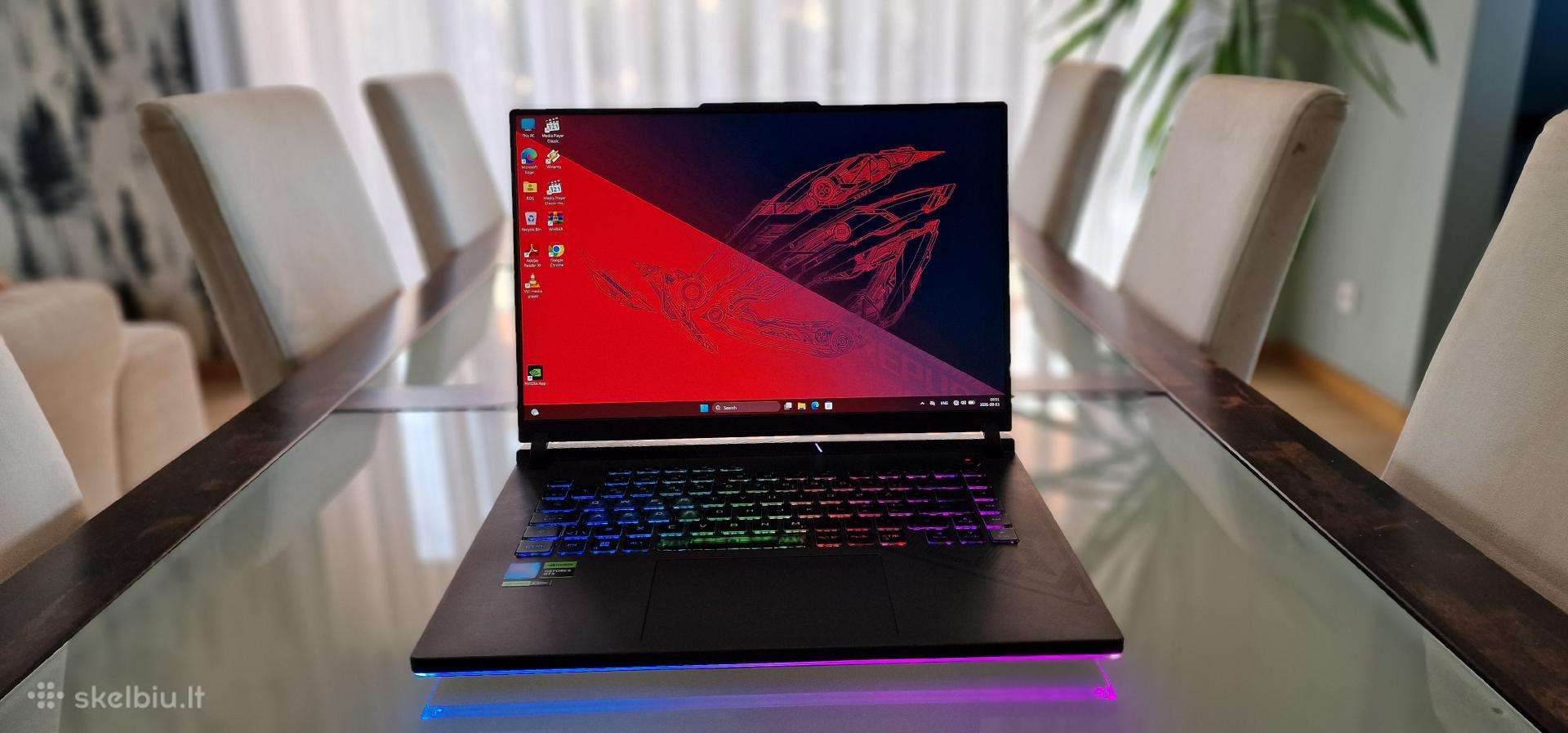 Asus Strix G16, i7-13650hx, 1tb SSD, Rtx 4060 8gb