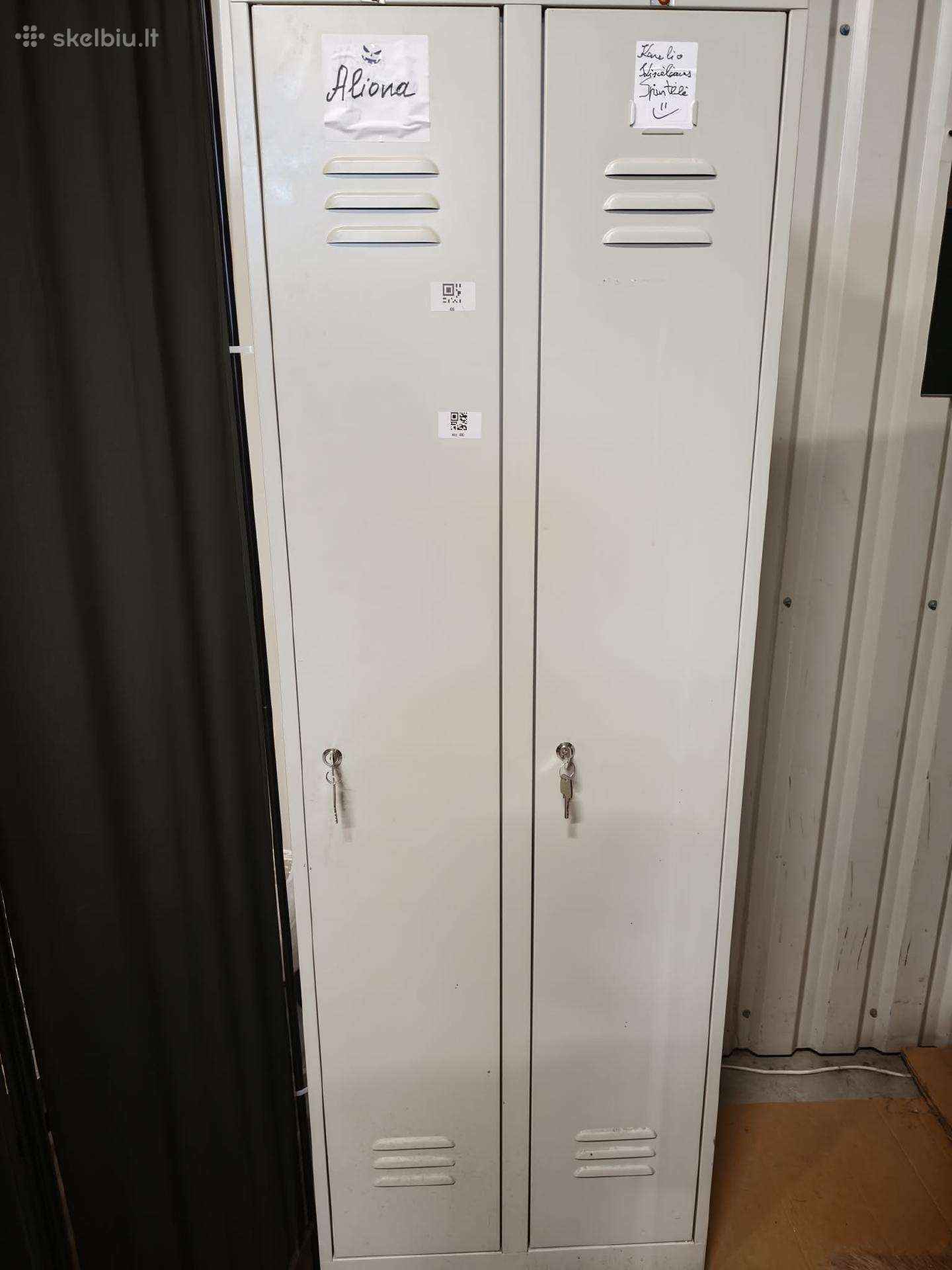 Metalinė persirengimo spintelė, 2 durų