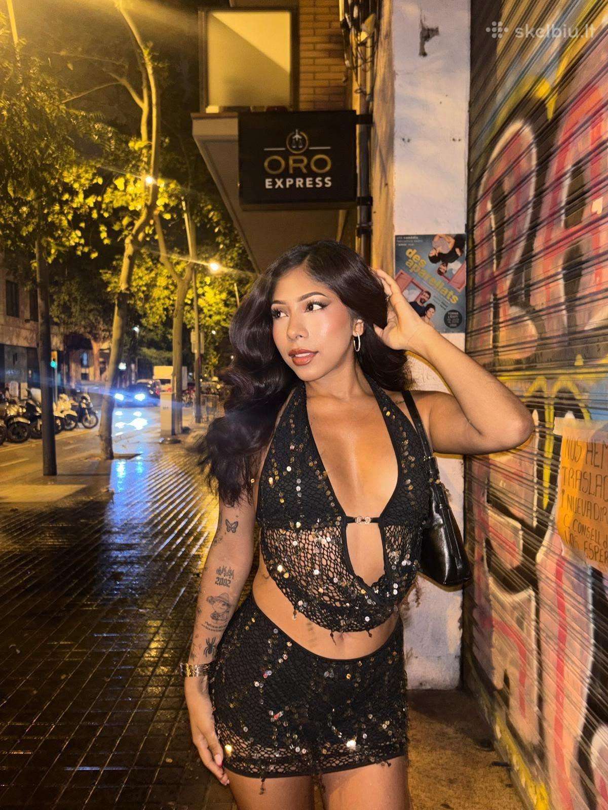 Sara Ebonny Girl